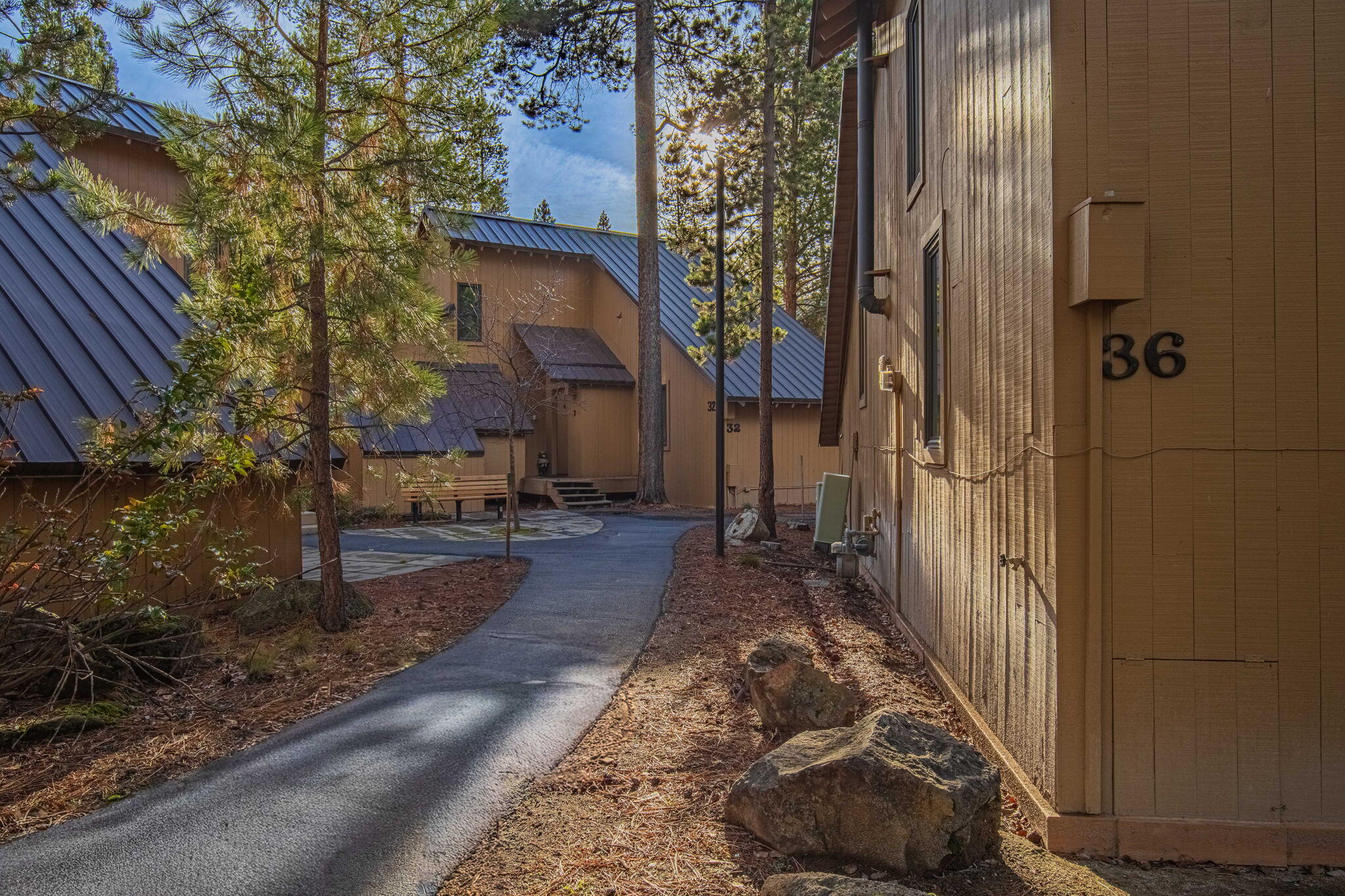 Cluster Court - Residential