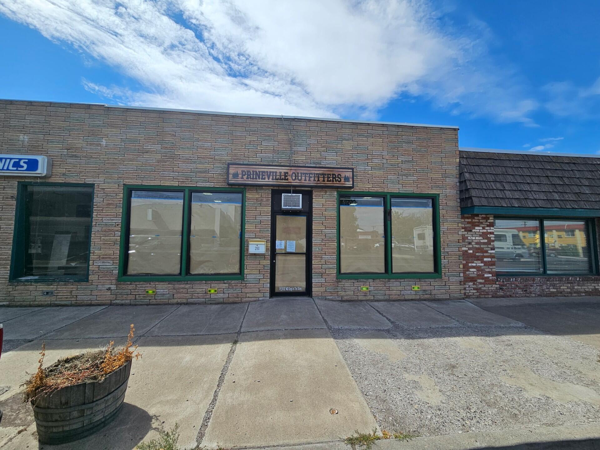 Great location and exposure for Retail or Office space in Downtown Prineville on 3rd. St. (Hwy 26). The building consists of 1,740 SF with newer carpeting in the large open area, 1 private office, restroom, and large storage area in the back. Parking behind the building as well as street parking. Call now to schedule a tour of this great opportunity in Prineville's downtown core.