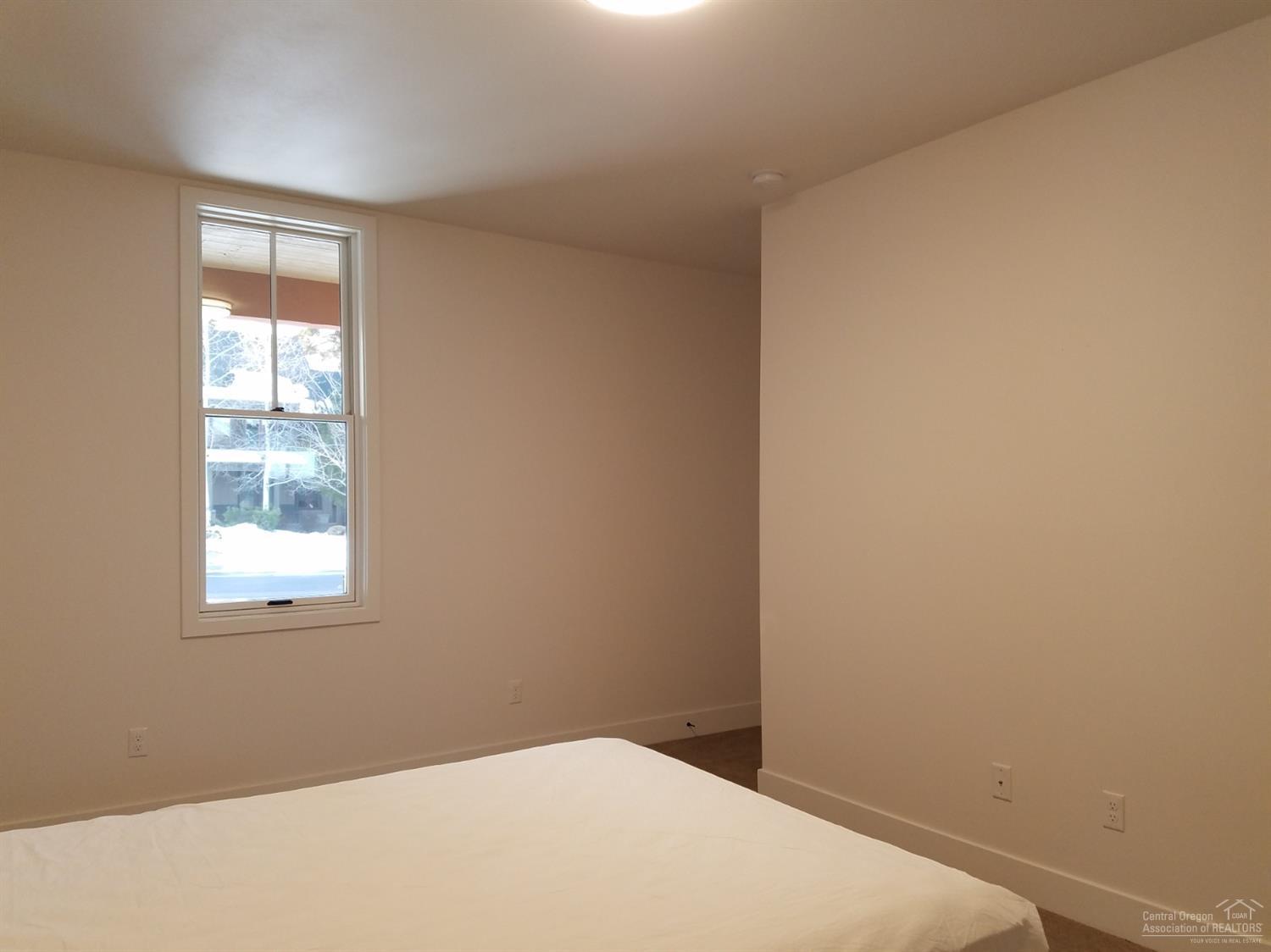 Pine Meadow Vill - Residential