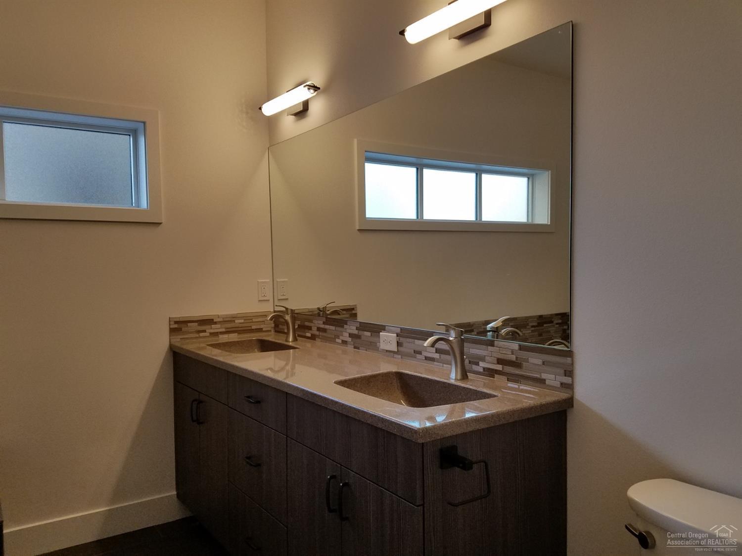 Pine Meadow Vill - Residential