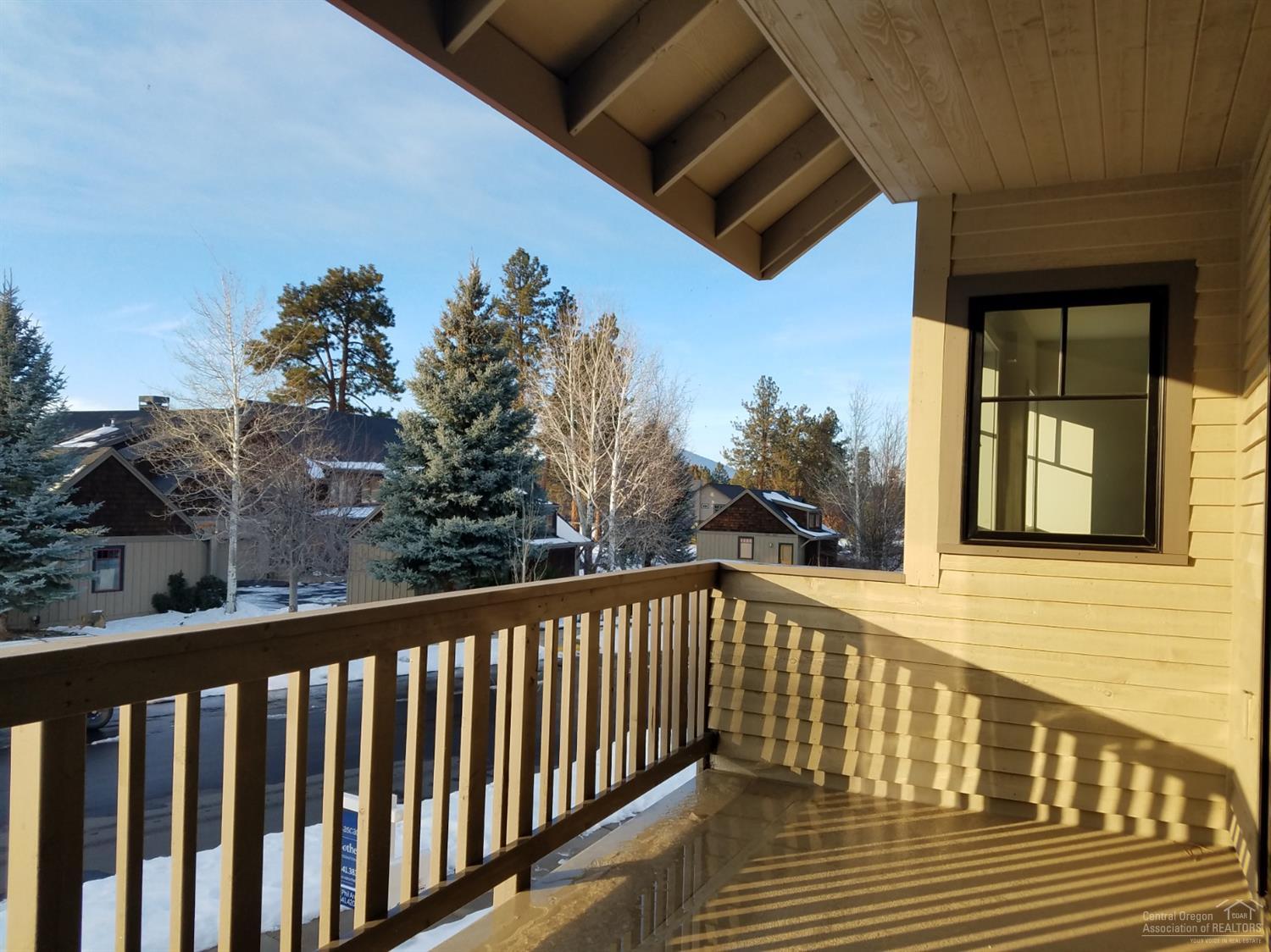 Pine Meadow Vill - Residential