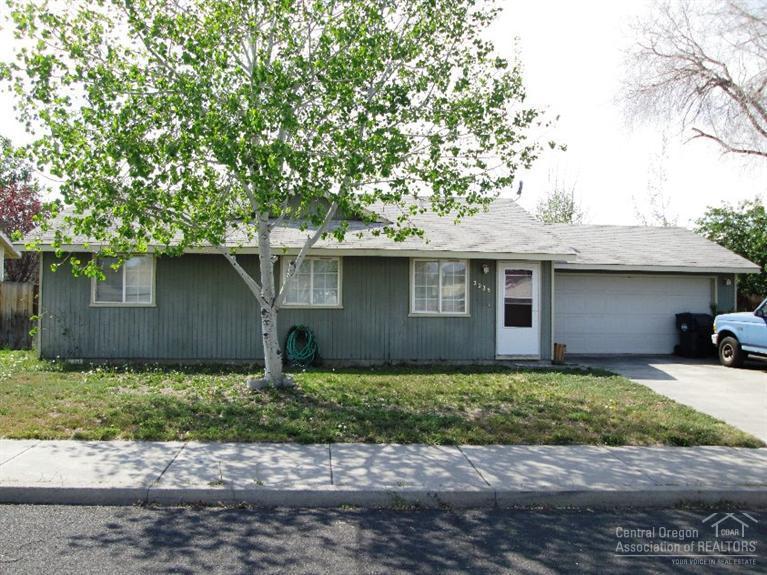 Convenient SW location, Spacious lot with RV parking. updated laminate floors. Freshly painted interior. Double car garage. large fenced back yard. Updated bathrooms, and kitchen. Great value wont last long!