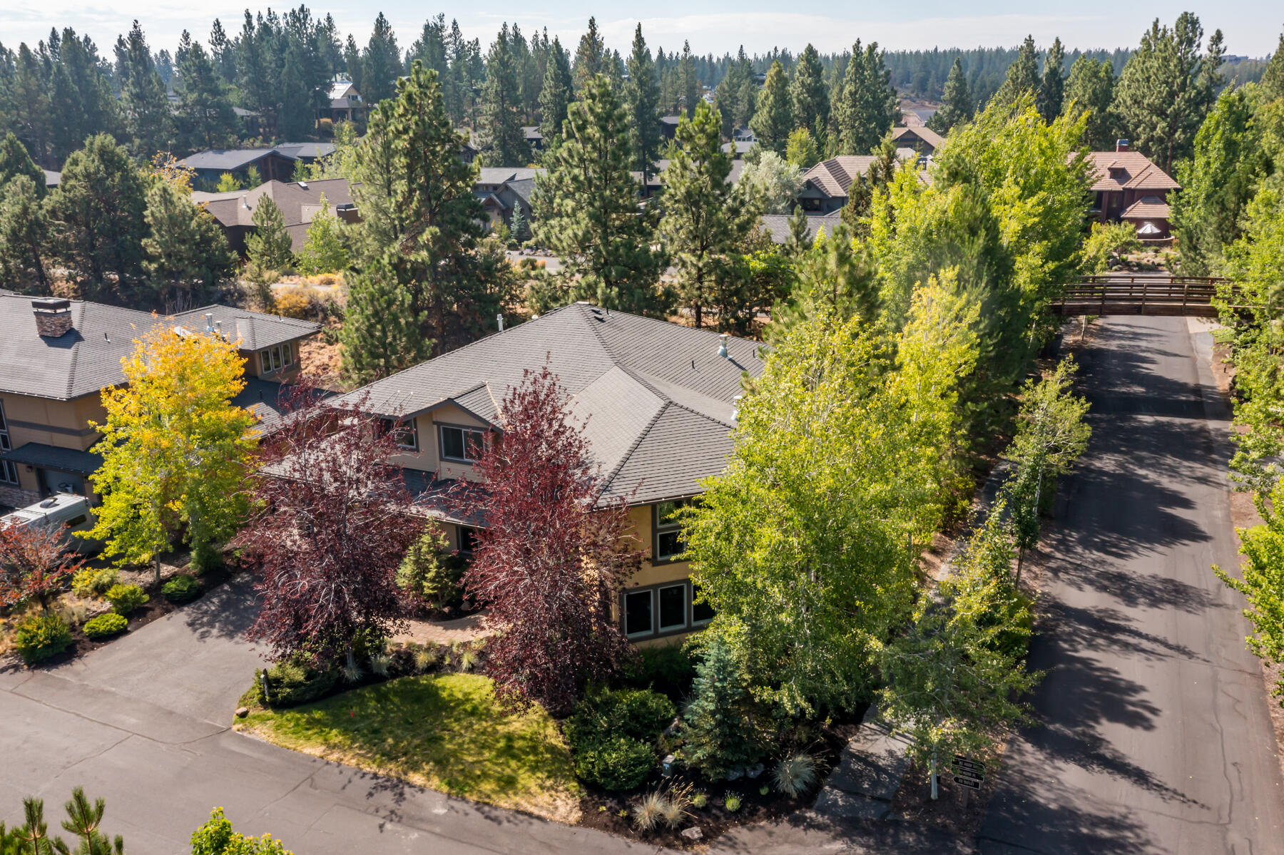Three Pines - Residential