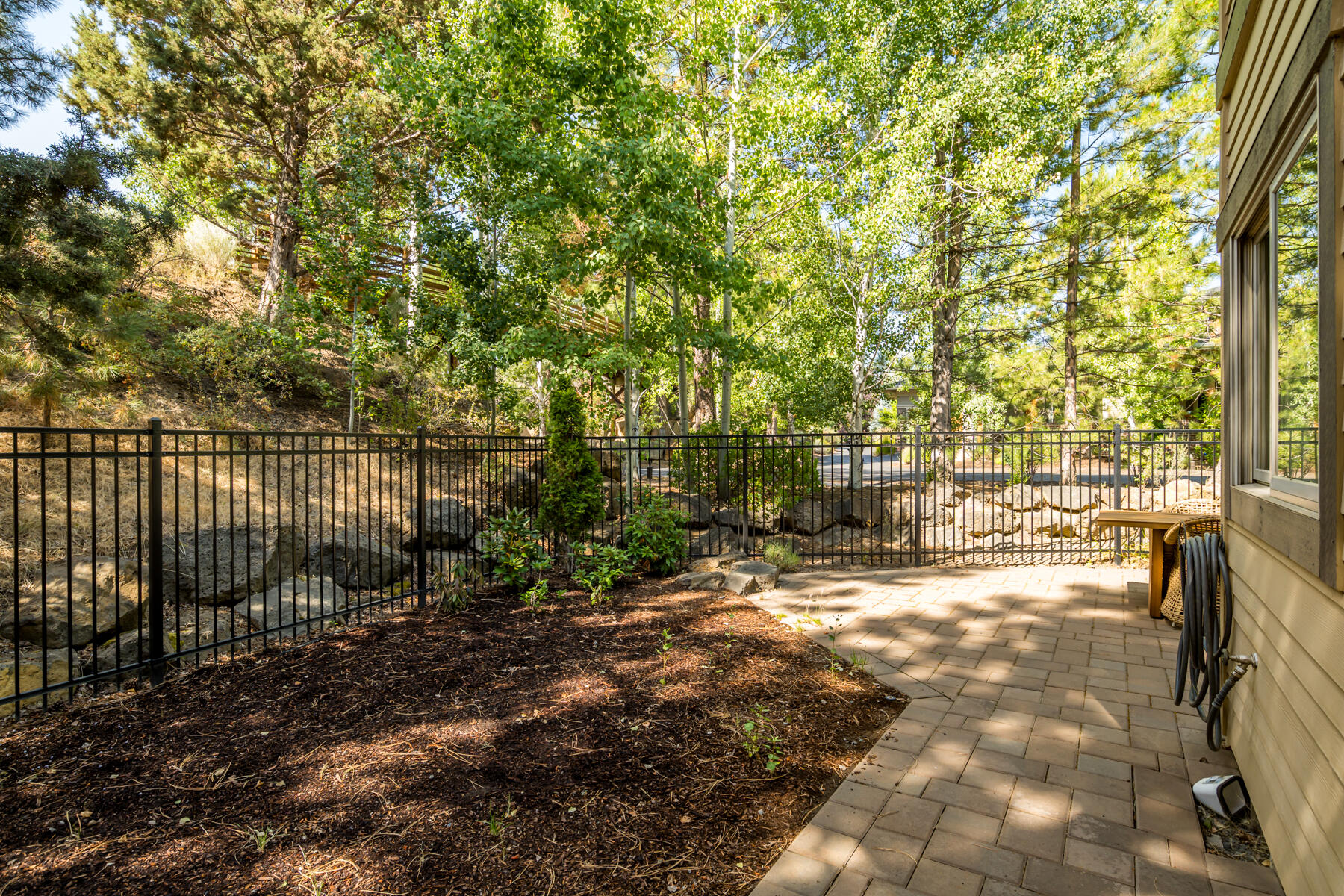 Three Pines - Residential