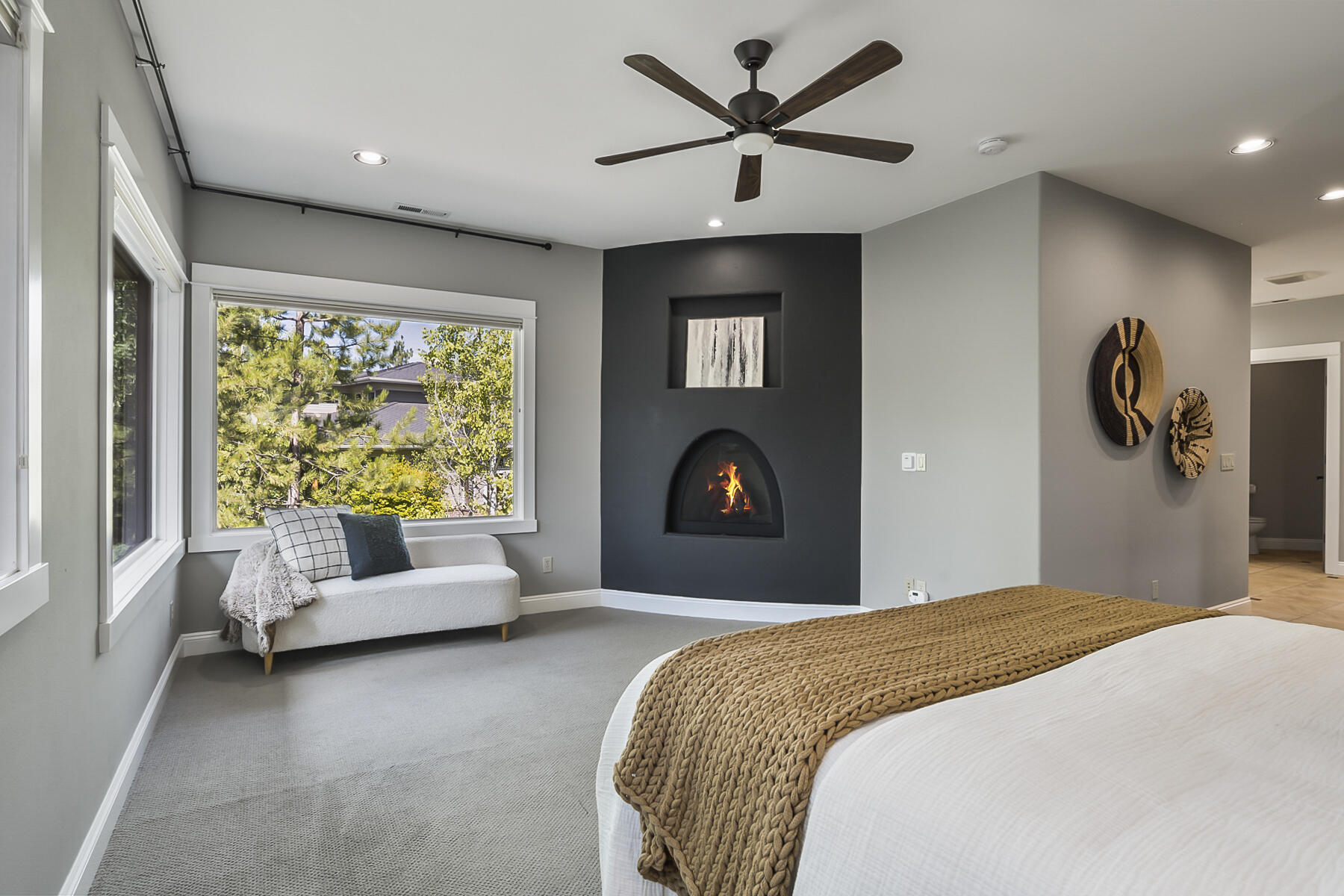 Three Pines - Residential