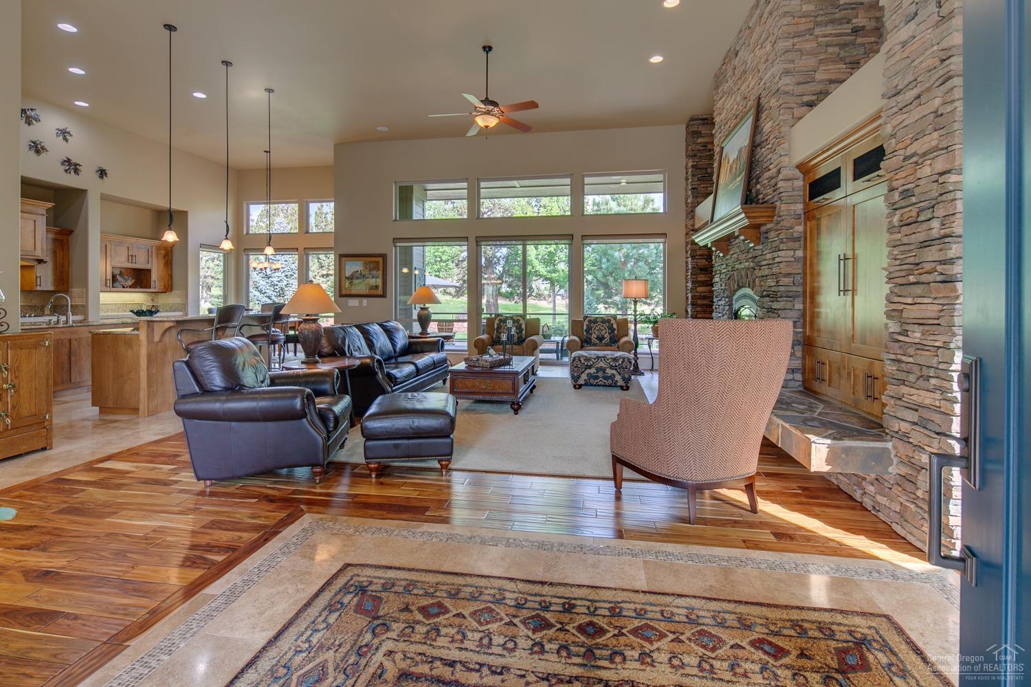 Eagle Crest - Residential