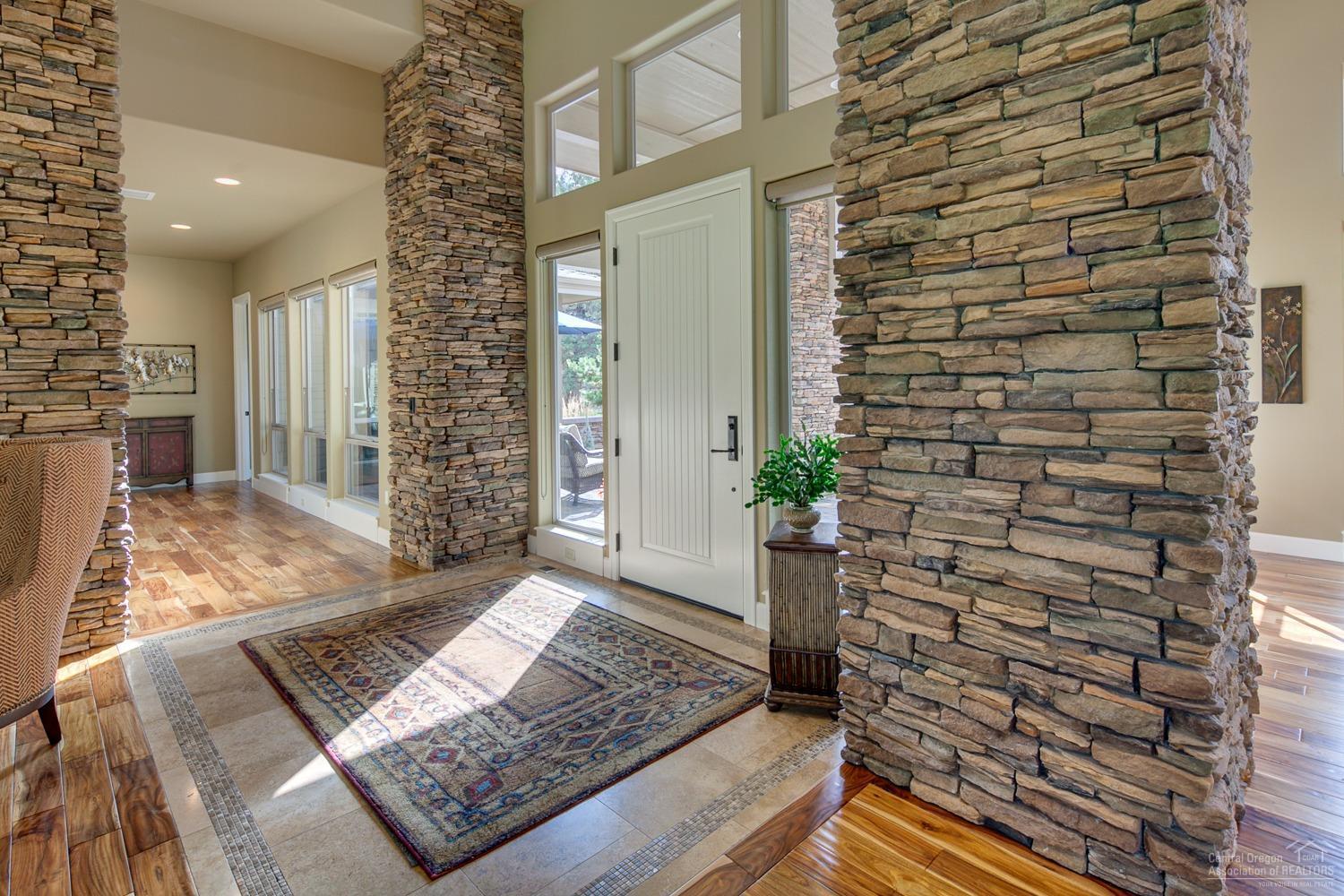 Eagle Crest - Residential