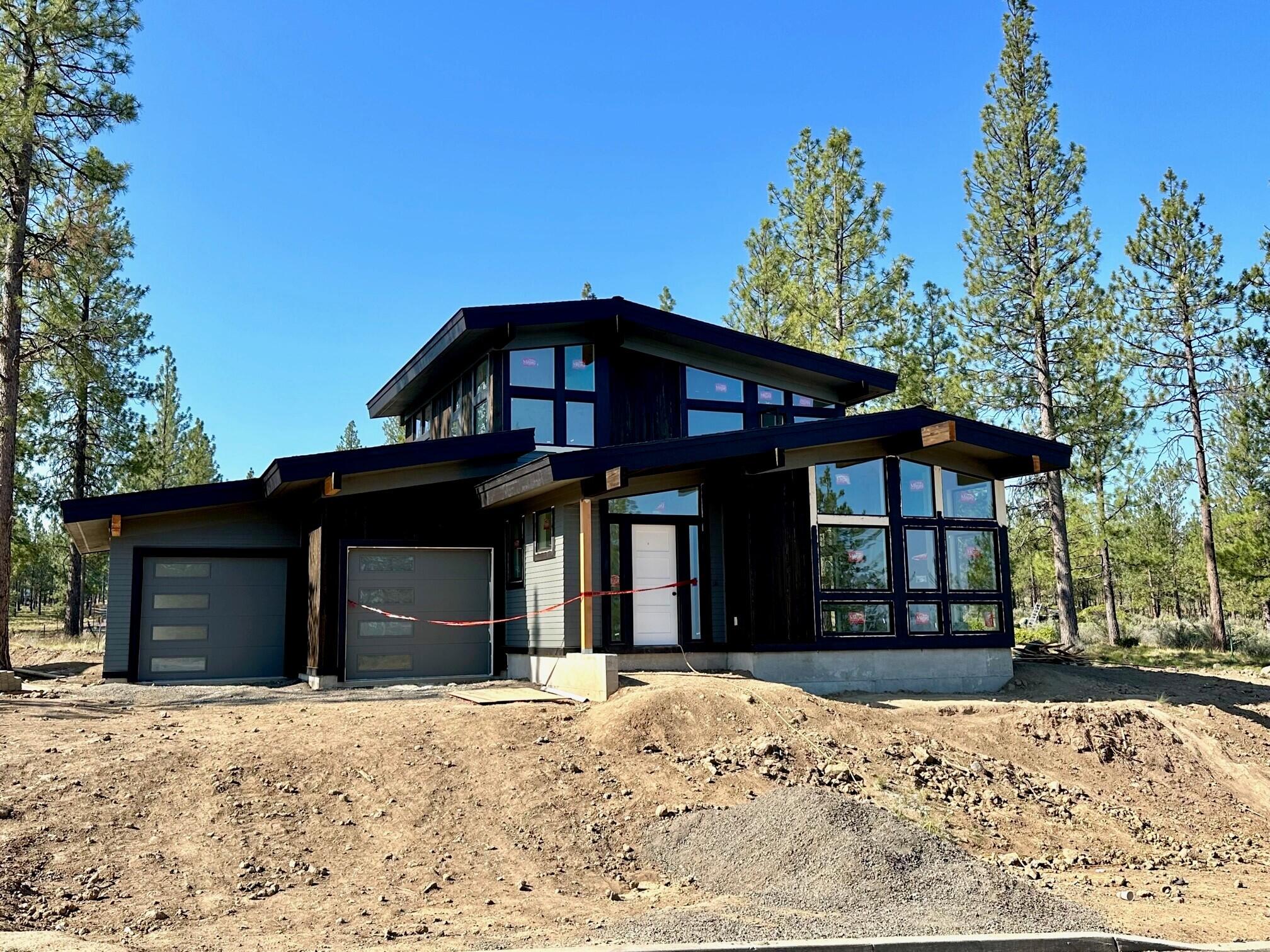 Welcome to MCD Homes' newest Shevlin West construction. This 3 bed, 2.5 bath home with Cascade Mountain views is the perfect blend of style and functionality -
masterfully designed and stylishly appointed. Enjoy the spacious open concept living with natural light that floods the interior, showcasing pristine high-end kitchen
finishes and appliances. The main level of the home features a luxurious primary bedroom and den/office option, while the upstairs hosts two additional bedrooms, full
bath, and a large bonus room. Additionally, the lot offers a landscaped and fenced backyard and covered patio that provides plenty of privacy and ample outdoor living
space, perfect for entertaining.