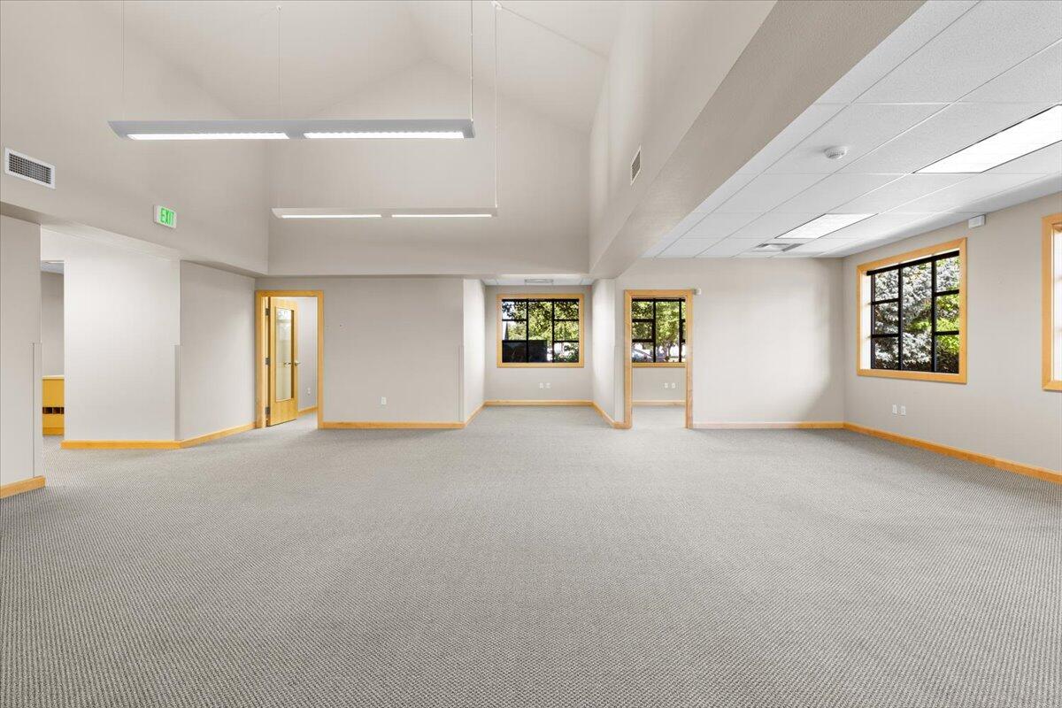 Navigators Landing - Commercial Lease