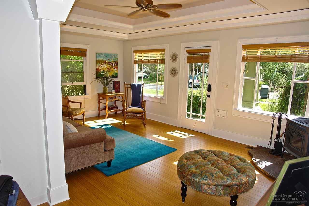 River Terrace - Residential