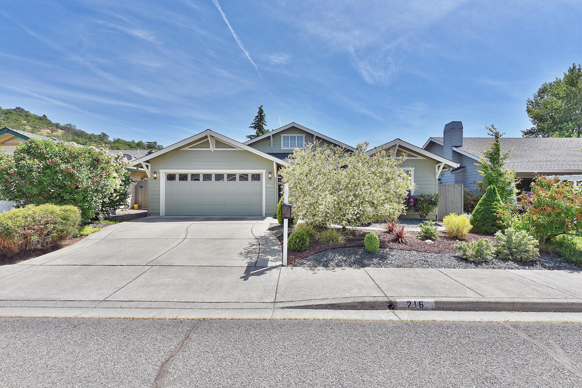 Hard to find great location in the desirable Phoenix Hills subdivision. Custom built craftsman in 2001 by Mahar Homes, the home has 4 bedrooms and 2 full baths and is 1949 sq. ft. The large lot is .21 of an acre and has a park-like feel. The home has a wonderful front entry that leads you into a large great room with high coffered ceilings. The large kitchen with lots of cabinetry and
counterspace. Attached dining area which leads out to a nice covered patio. Large master suite has a vaulted ceiling with a fan. Dual vanity sinks in the master bath. Large walk in closet with built-ins. All of the bedrooms are nice size. Lots of storage. This home will not last, so don't wait to arrange your showing.