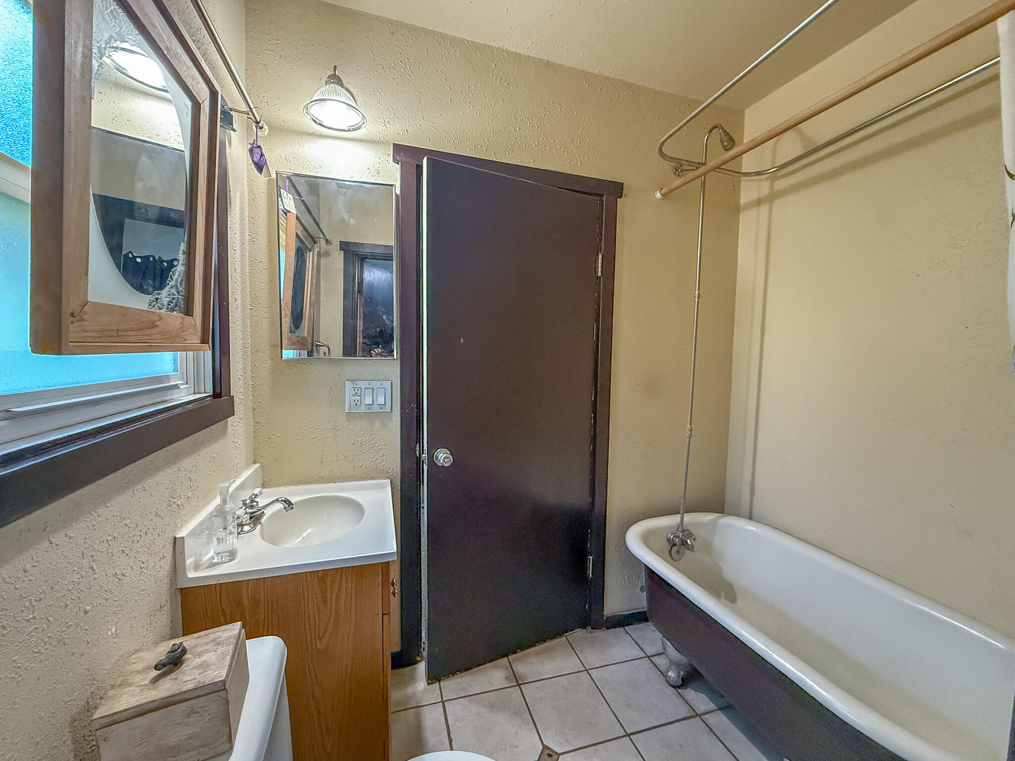 PrineVille - Fourth - Residential