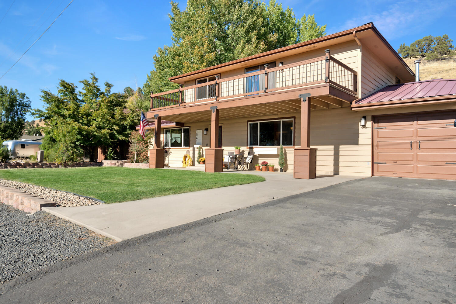 Moyina - Residential
