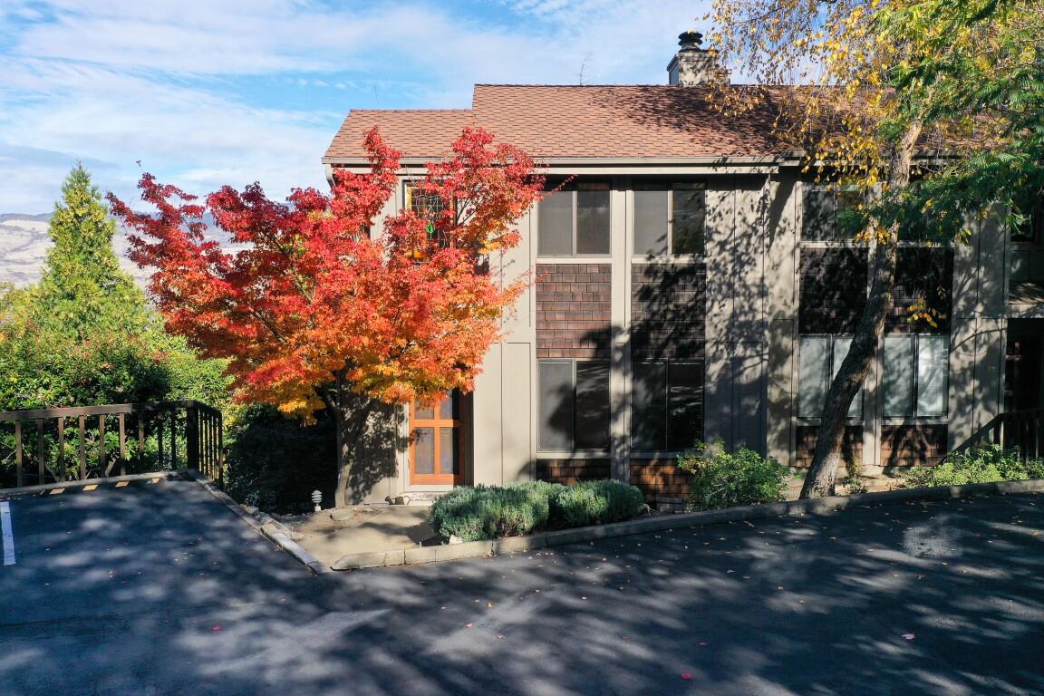 Ravenwood Townhomes - Residential