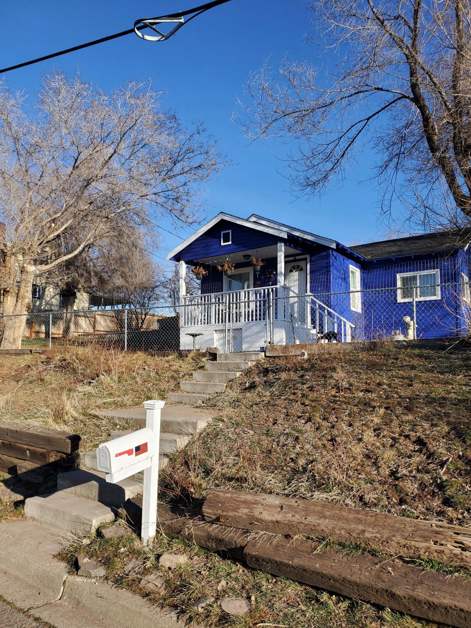 Adorable 3 bedroom 1 bath, in the heart of Klamath Falls, lovely older neighborhood with charming houses surrounding. This home is situated on .26 of an acre, is terraced, has RV parking, alley access and a 3 car garage! The home features newer windows, new siding, and old antique walk-in freezer. Enjoy your new neighborhood right from your front porch. Zoned Medium Density, the possibilities are endless. All near Oregon Institute of Technology, Sky Lakes Medical Center and all the wildlife, birding and outdoor activities you could wish for. Klamath Falls is experiencing an economic growth trend and housing is in demand. This would make a great rental or a place to call yours!