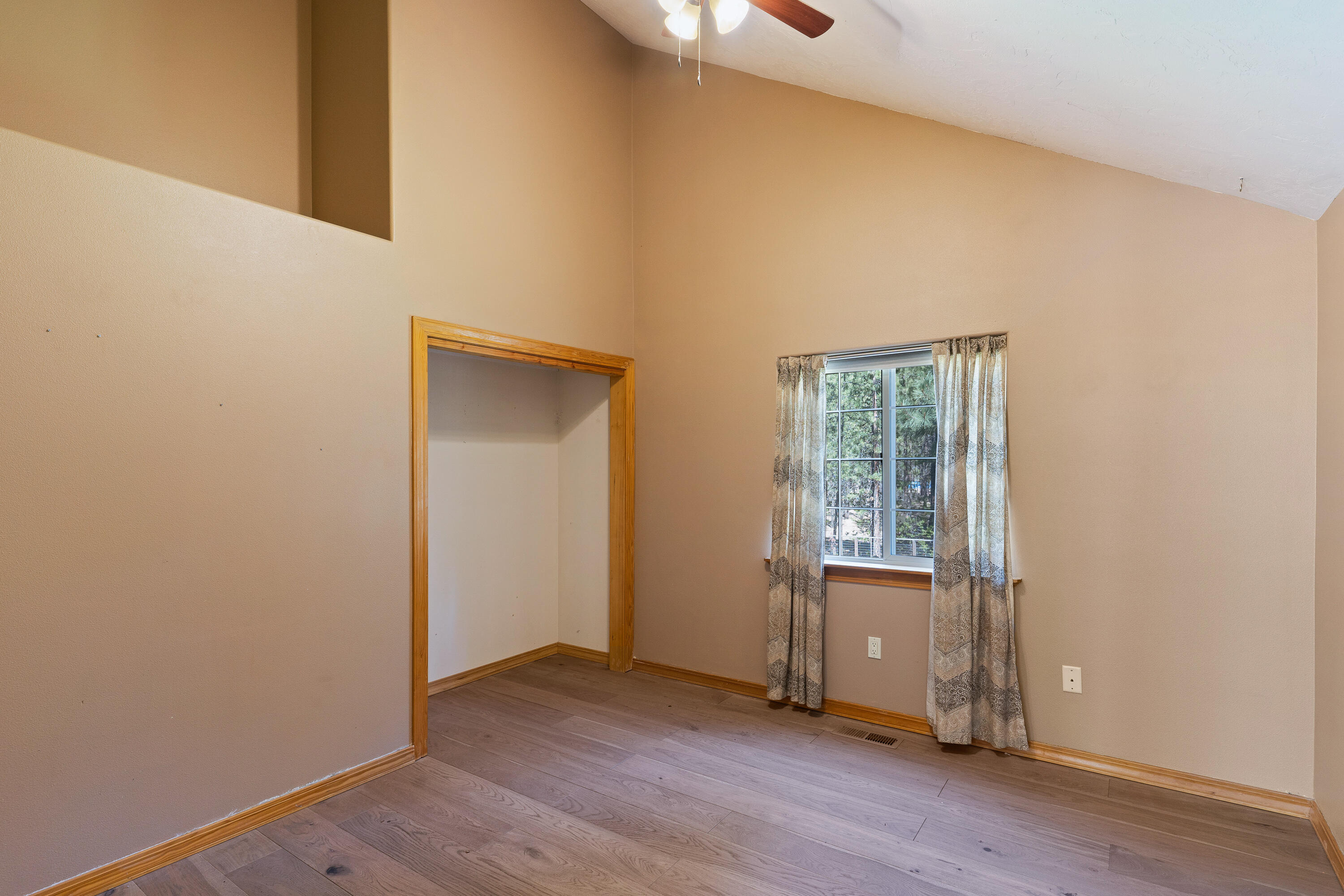 Ponderosa Pines - Residential