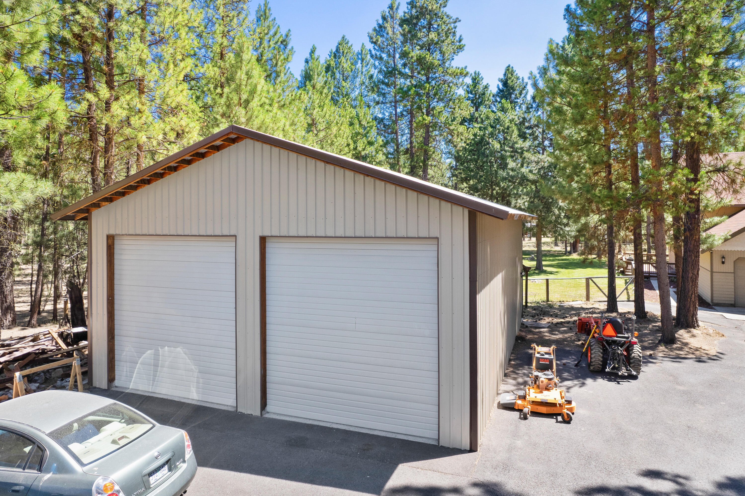 Ponderosa Pines - Residential