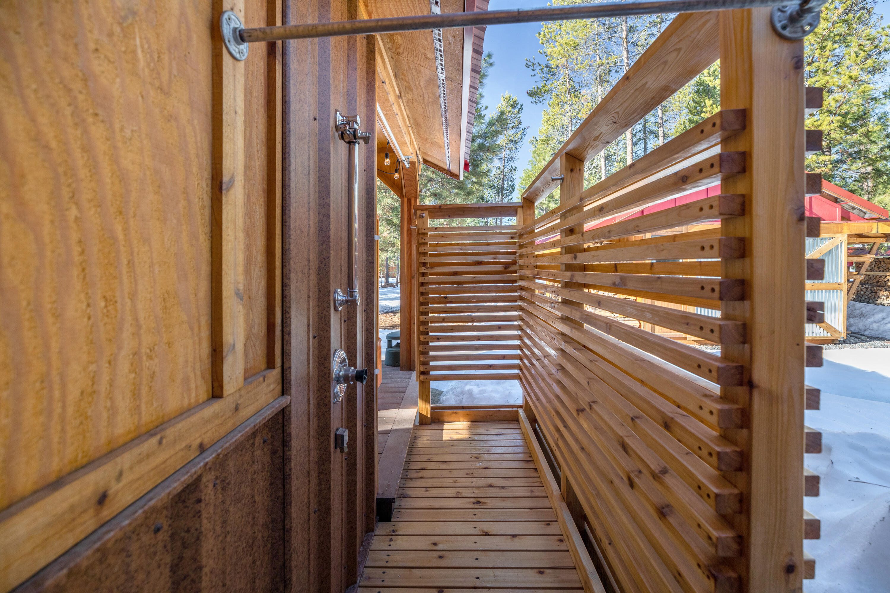 Wagon Trail Acreages - Residential