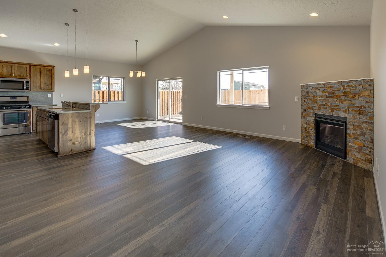Fieldstone Crossing - Residential