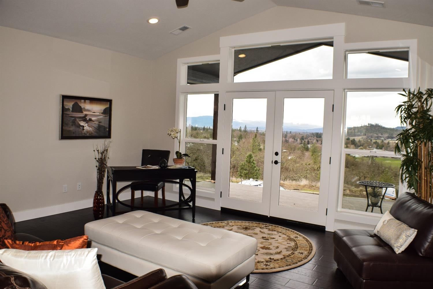 Eagle Ridge - Residential