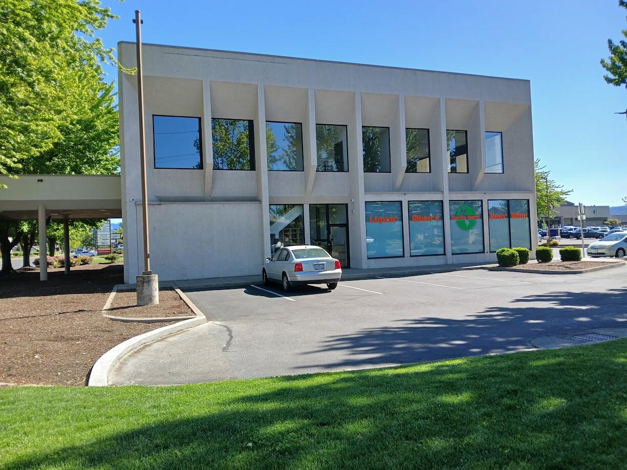 Beautiful large 2nd floor office space featuring floor to ceiling windows, a private office, break room, 2 restrooms, nice common area, and a newly remodeled large open suite is now available. Conveniently located at the corner of Stevens Street and Crater Lake Ave., this space could be used for many different purposes. Call for a tour today.
