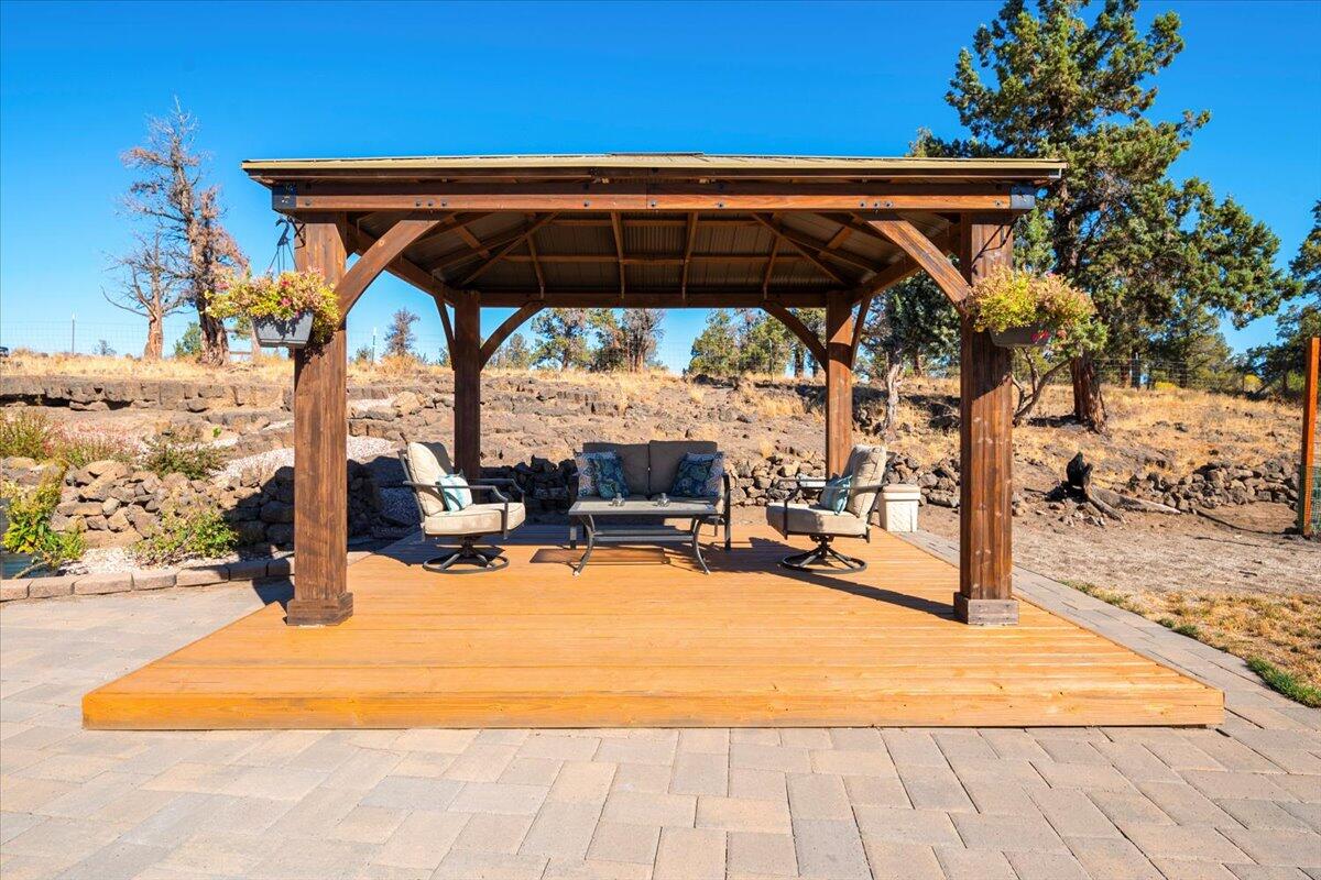 Tetherow Crossing - Residential