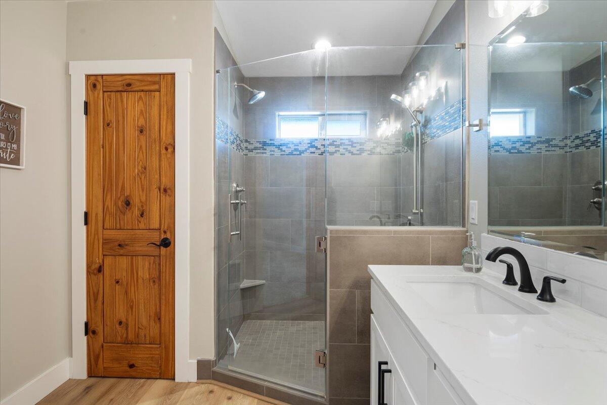 Tetherow Crossing - Residential