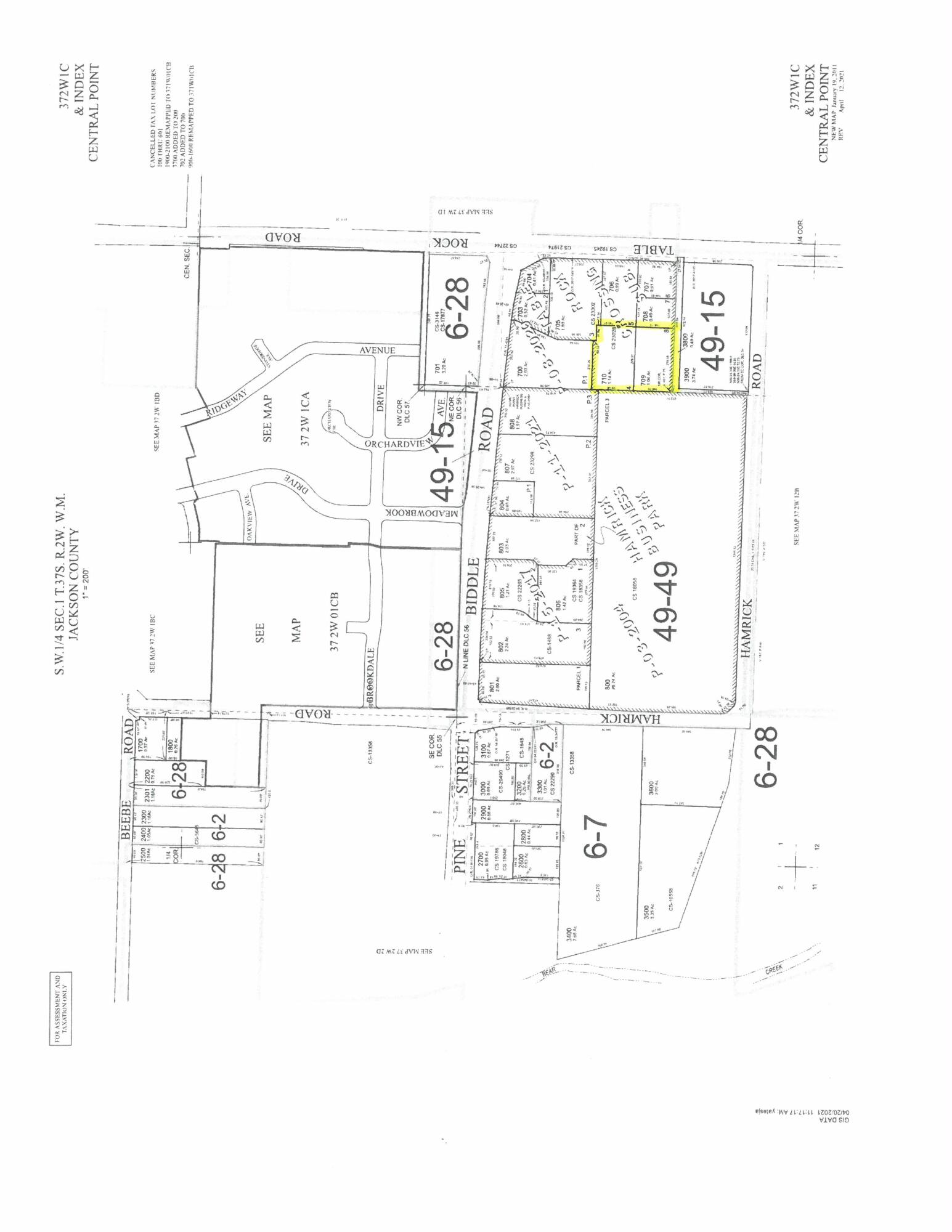 Prime Commercial location in E. Central Point near the Costco development. Owner will sell, land lease or build to suit for qualified tenants. The road way through the property is a private road that connects to Table Rock and Biddle through the adjoining development to Hamrick Road.
