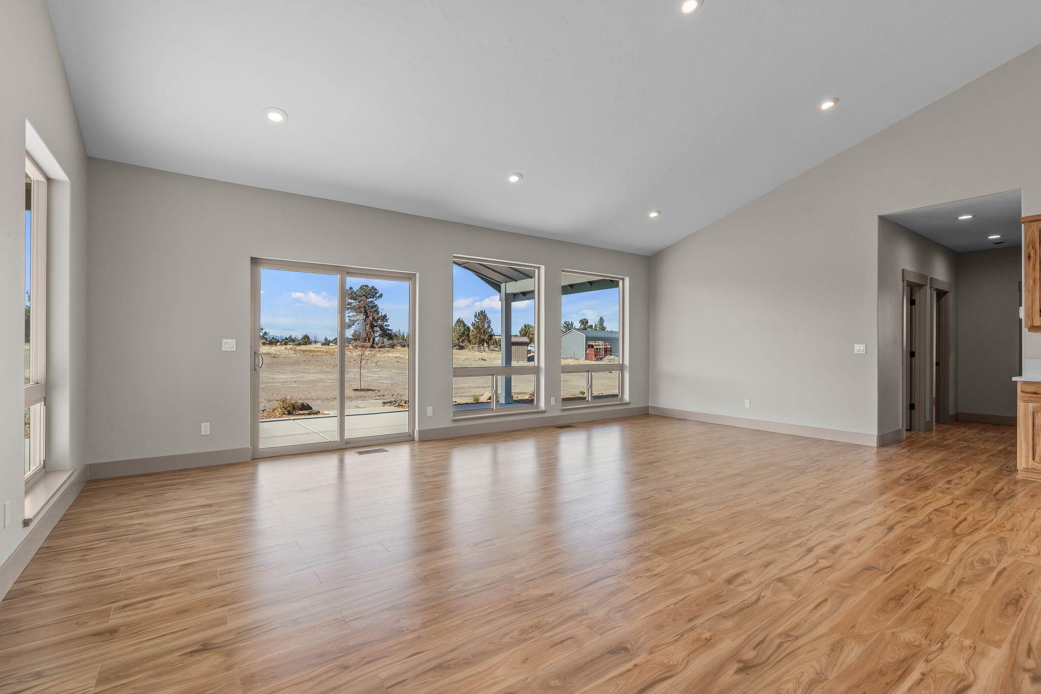 Twin Lakes Ranch - Residential