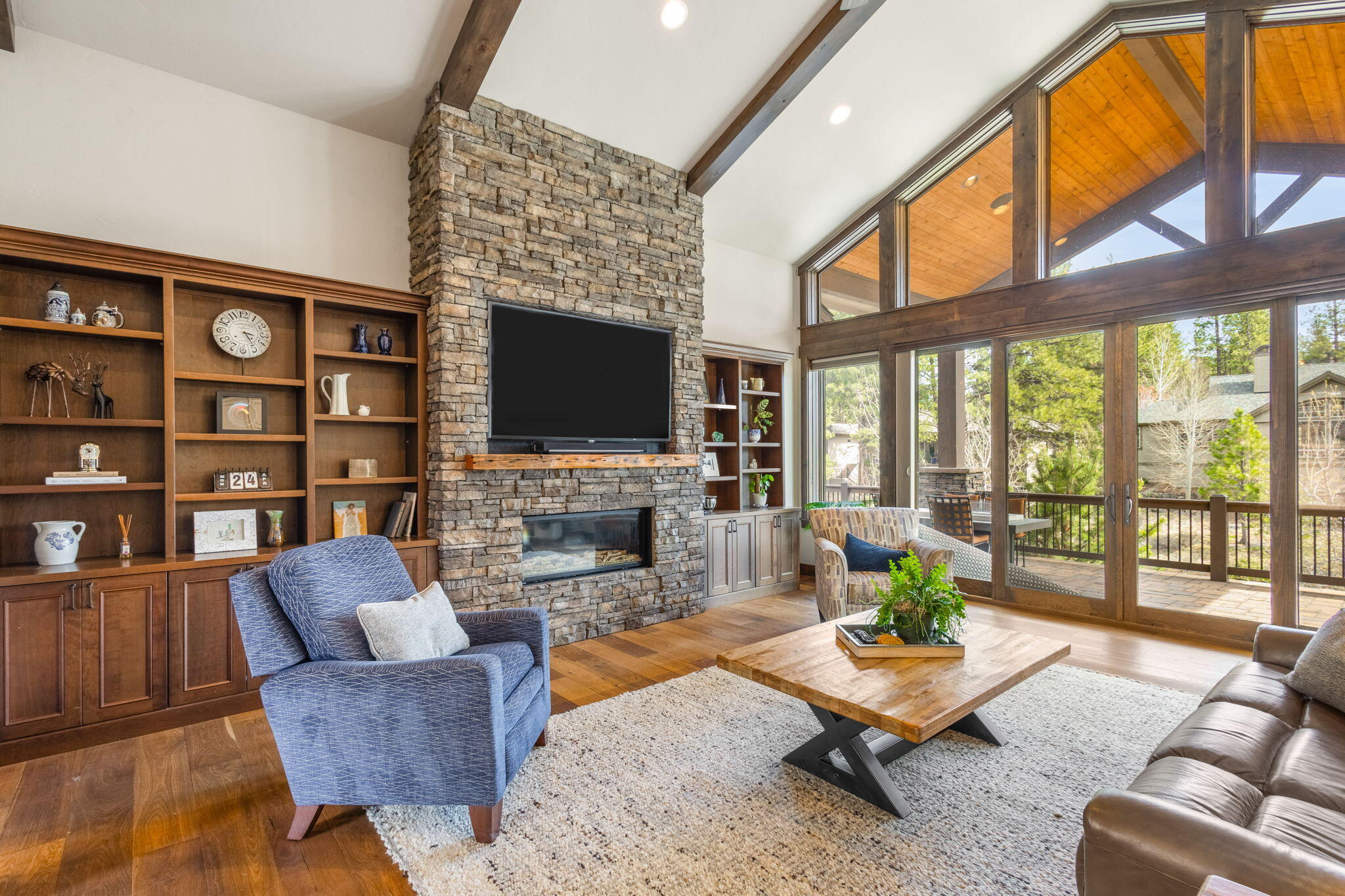 Skyliner Summit - Residential