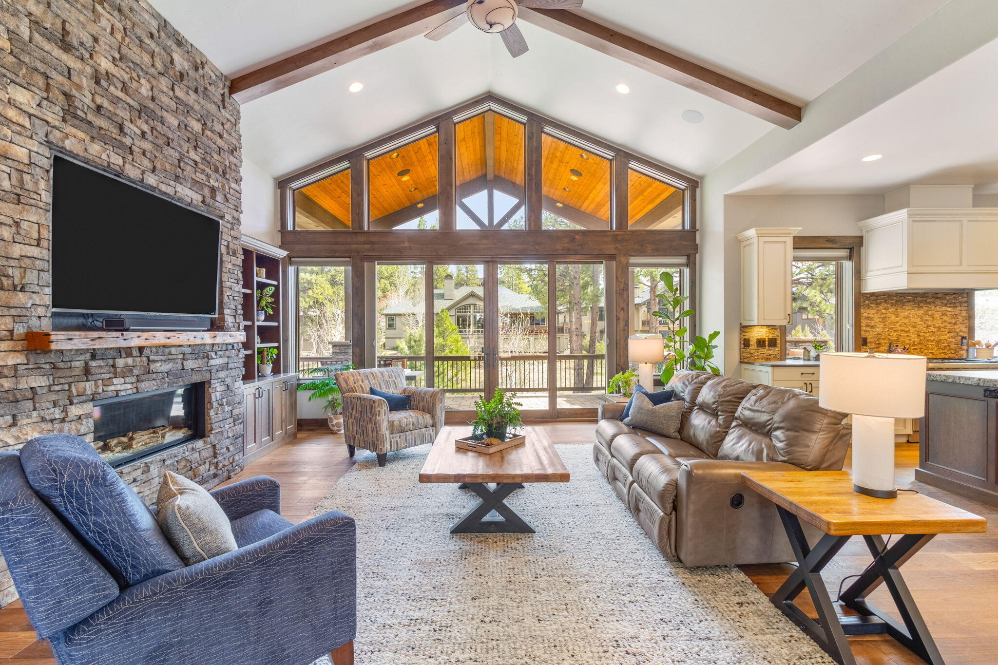 Skyliner Summit - Residential