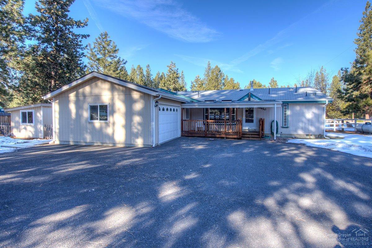 This fabulous home has vaulted ceilings, a huge kitchen, great separation of master from other bedrooms. Enjoy the large, fenced yard, garage with storage area, and paved circular driveway. The former owners were gardeners and there is plenty of space for your plants!