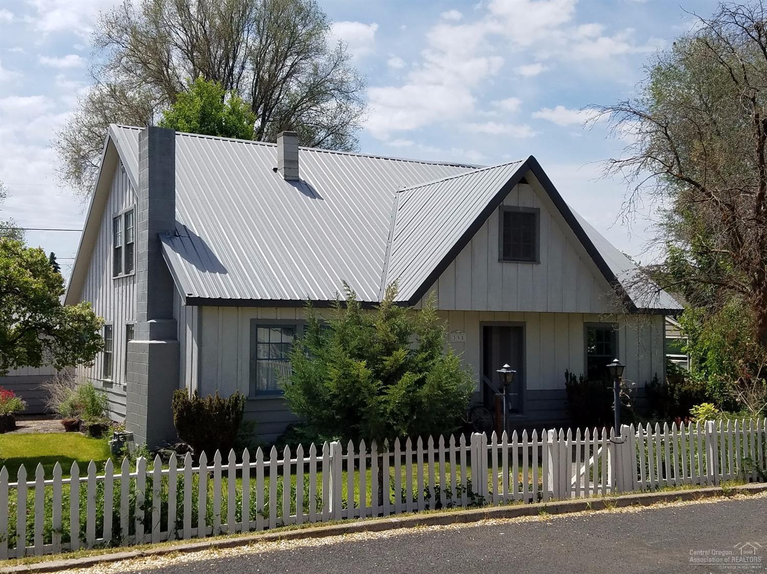 Oregon + Western - Residential