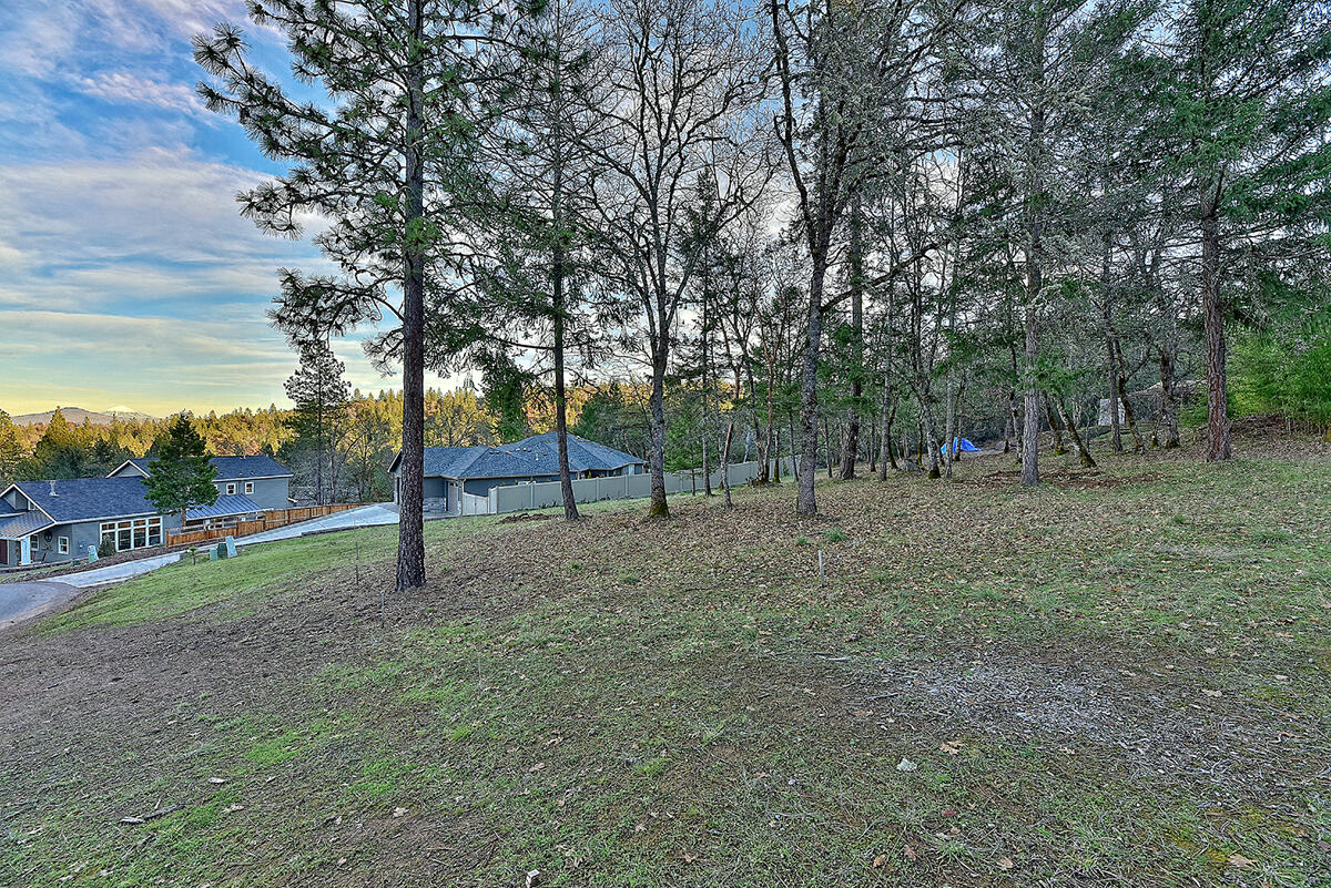 Granite Ridge - Land