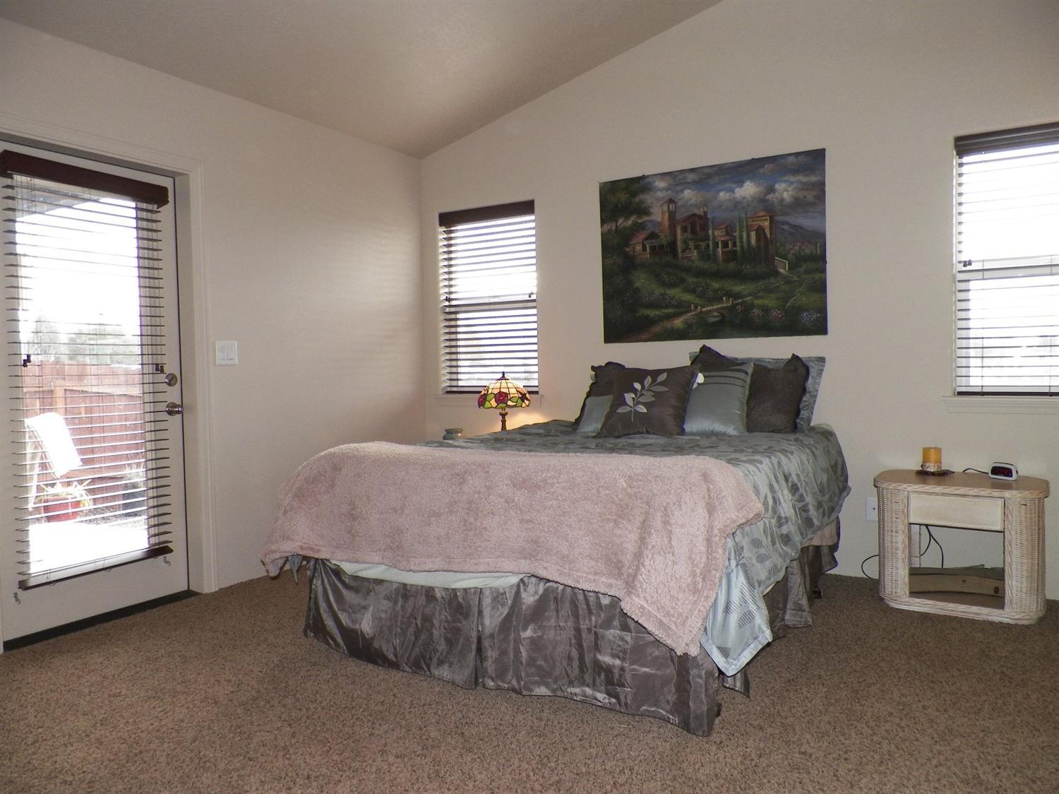 High Pointe Meadows - Residential