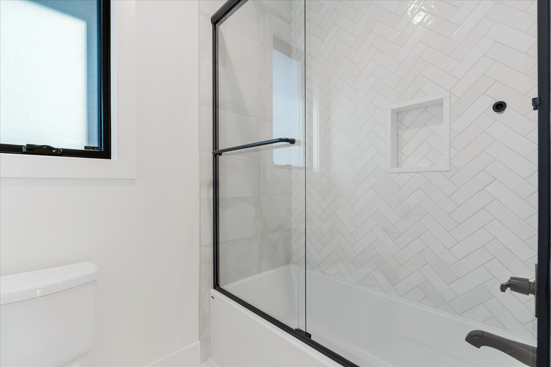 Discovery West Phase 6 & 7 - Residential