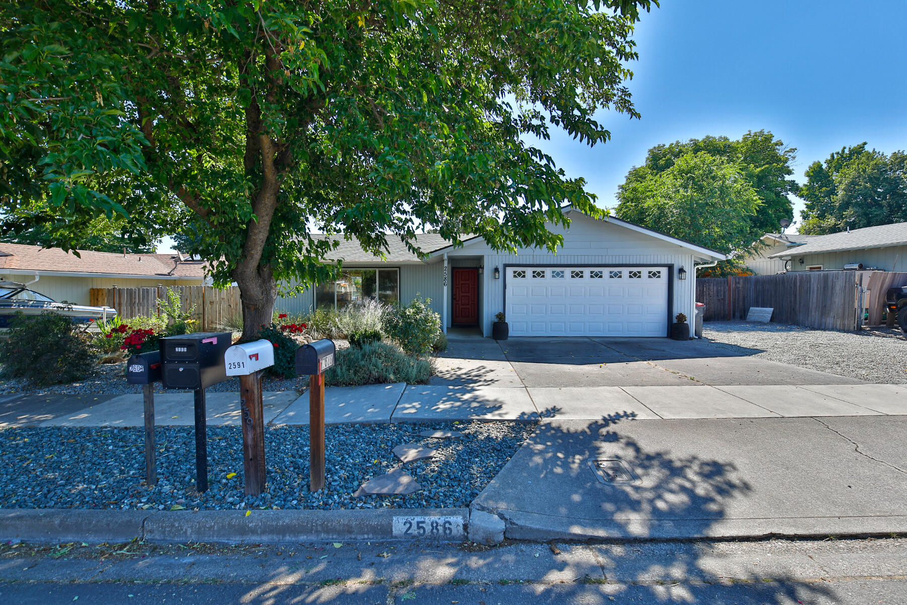 Nestled on the quiet end of N. Keene Way, this move-in ready home boasts a beautiful backyard oasis, tastefully remodeled kitchen and newer appliances. Large shade trees in the front yard and 18 inches of insulation in the attic aid in reducing heating and cooling costs of this wonderful home.