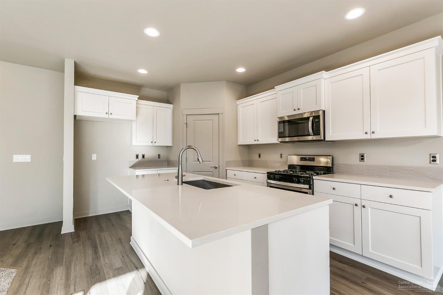 Crescent Creek - Residential