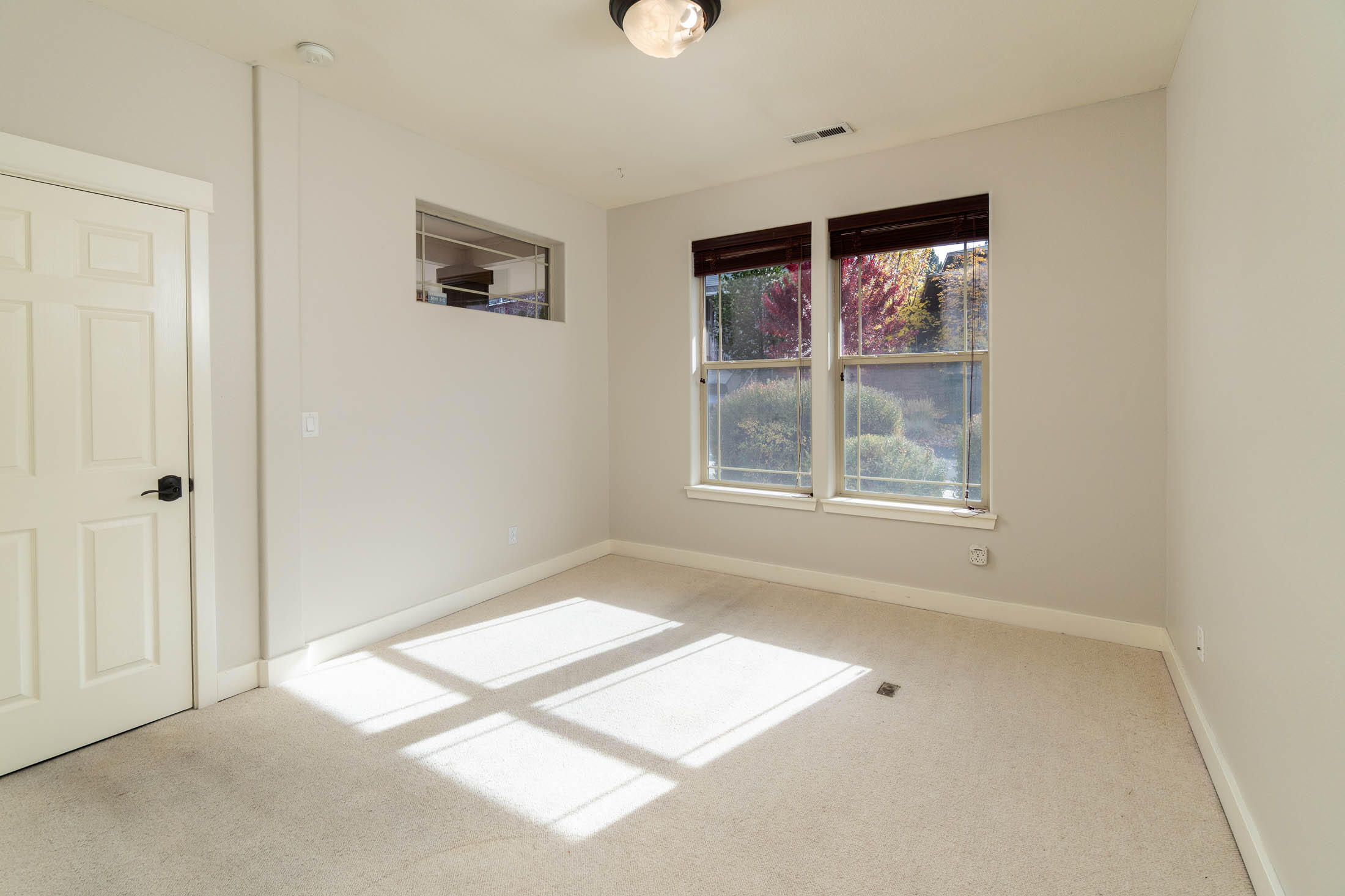 Skyliner Summit - Residential