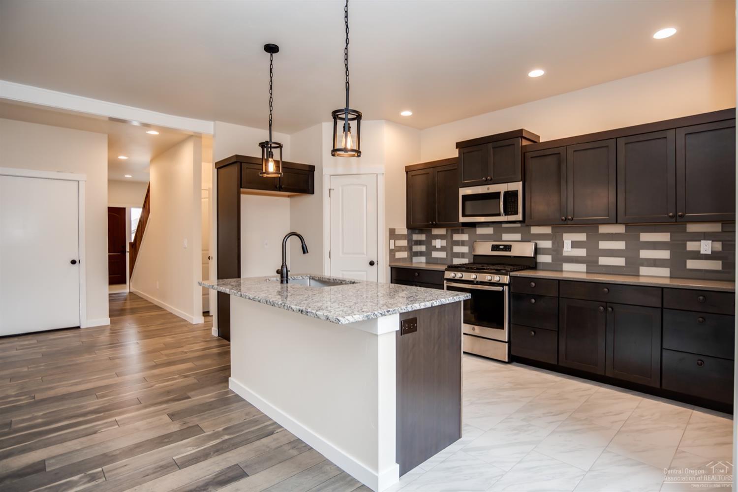 Antler Crossing - Residential