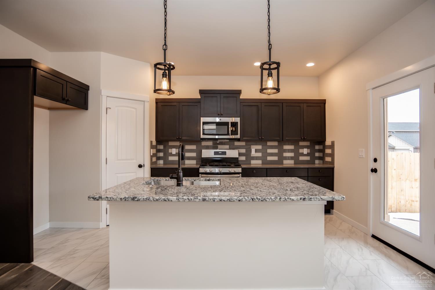 Antler Crossing - Residential