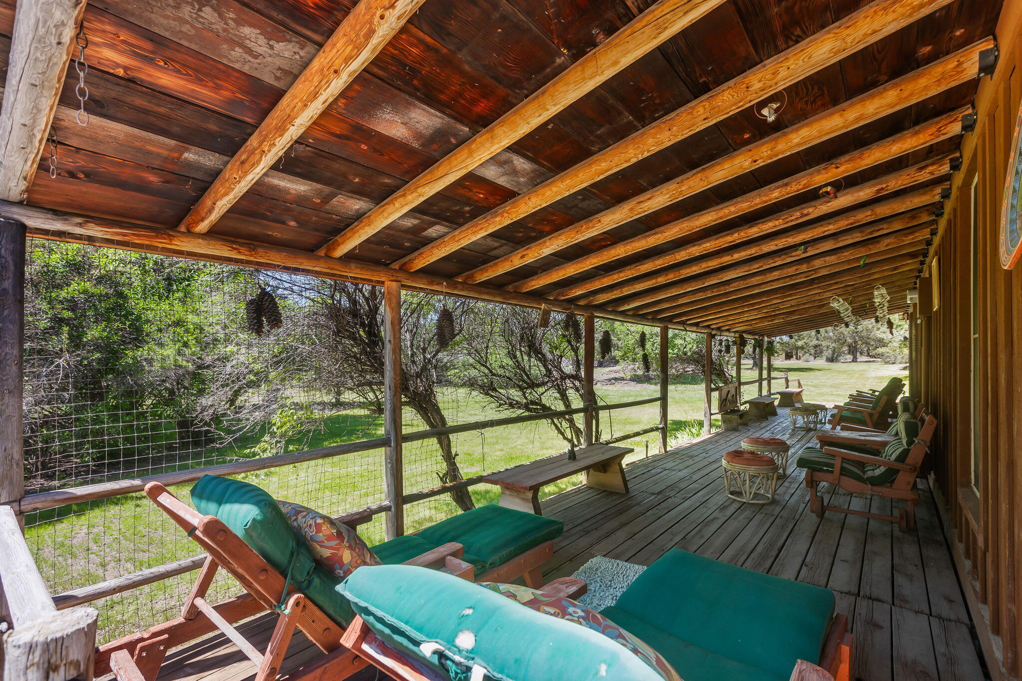 Los Serranos - Residential
