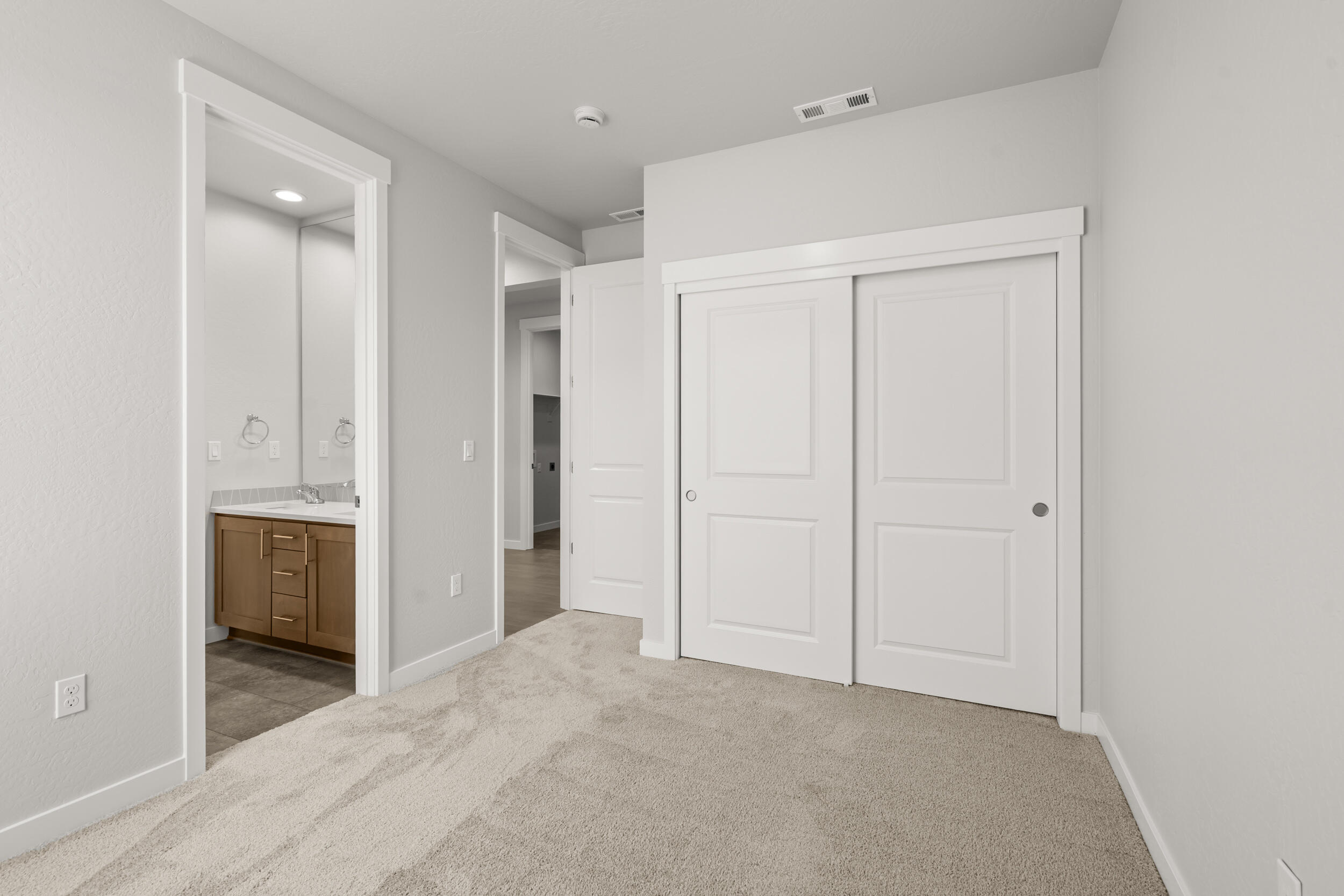 Eagle Point Golf Community - Residential