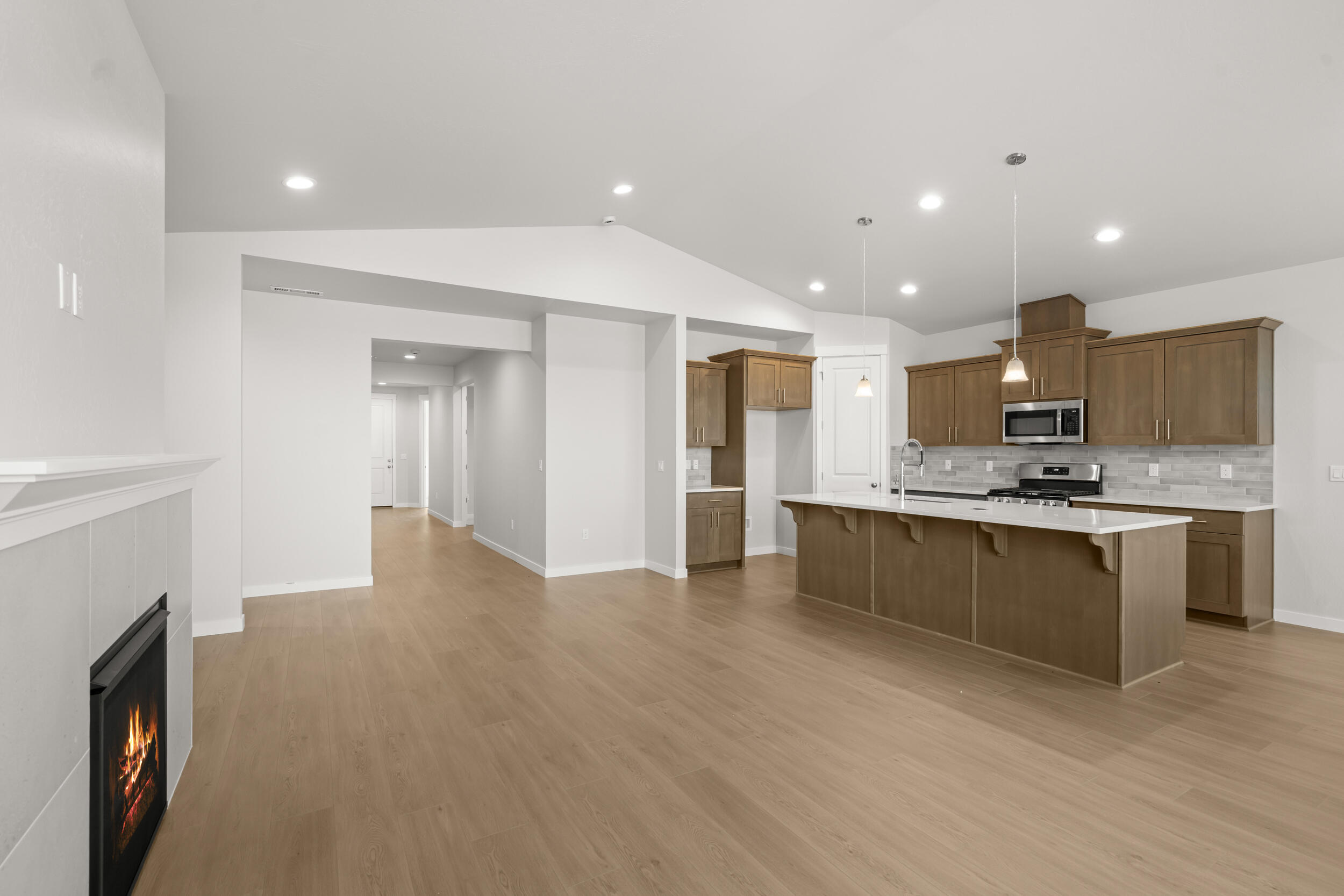 Eagle Point Golf Community - Residential