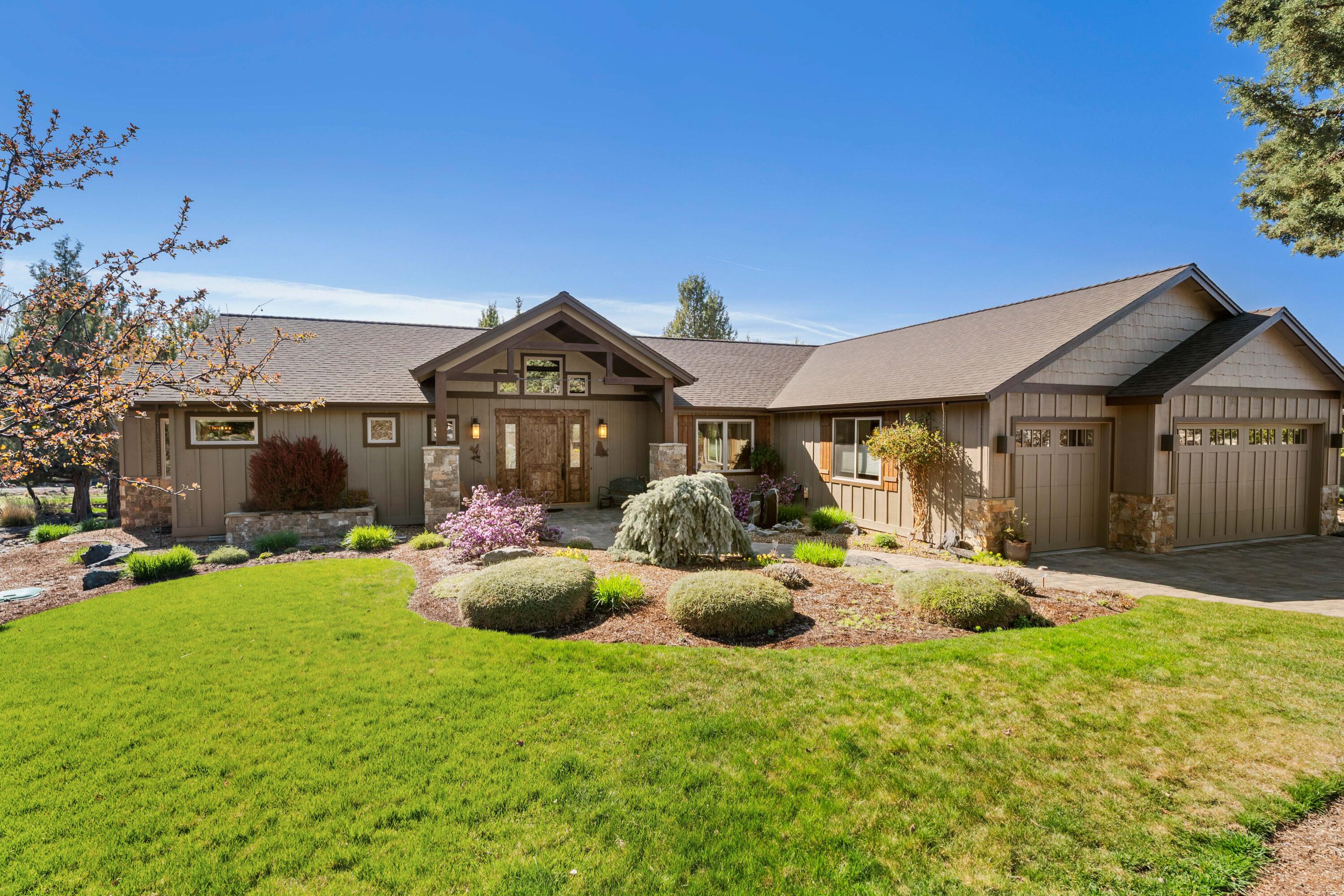 Eagle Crest - Residential
