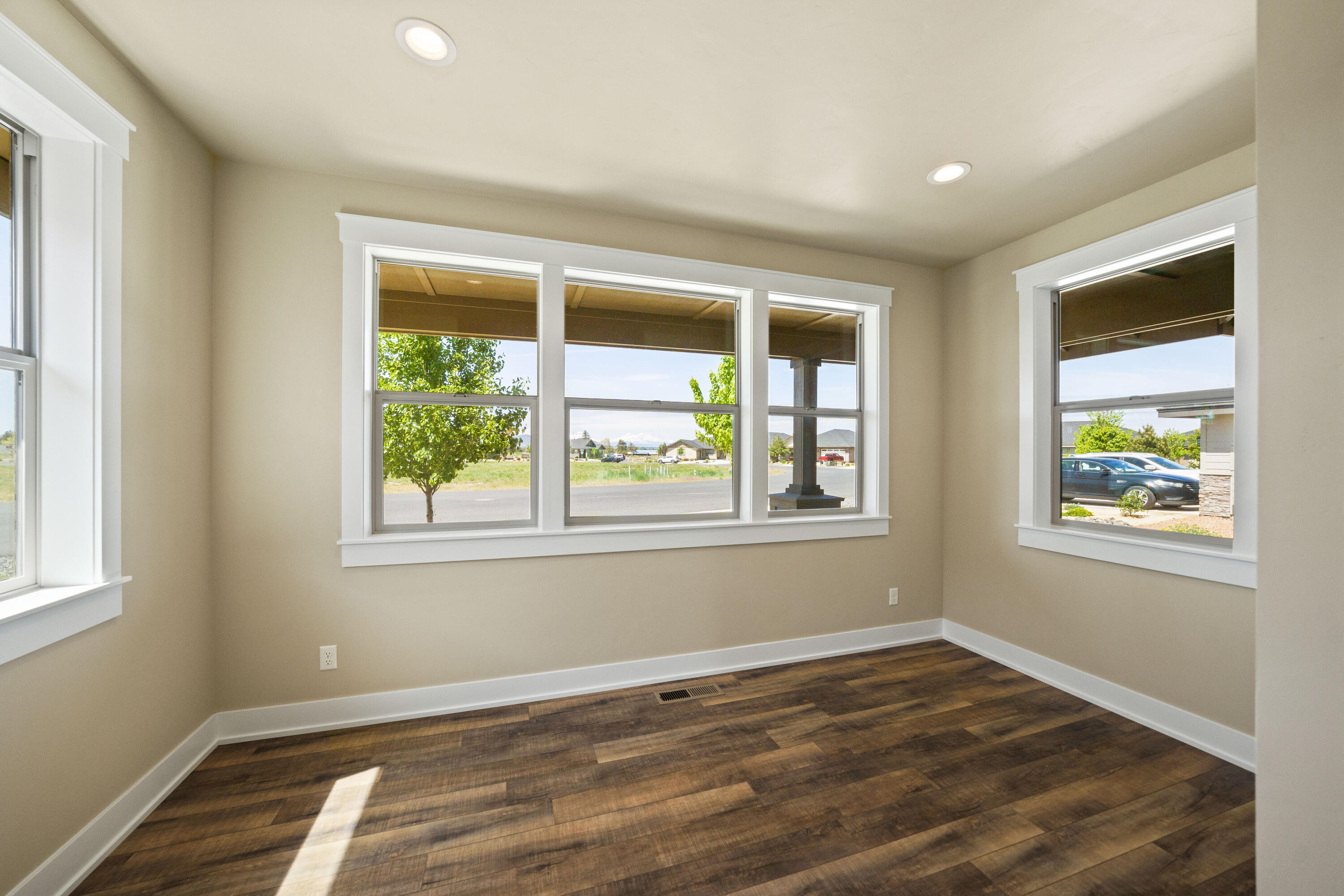 Dry Canyon - Residential