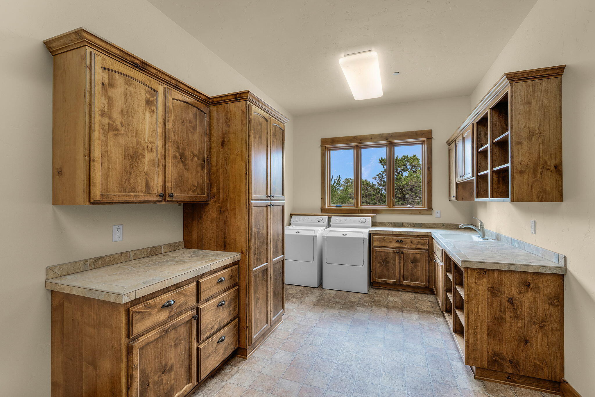 West Powell Butte Es - Residential