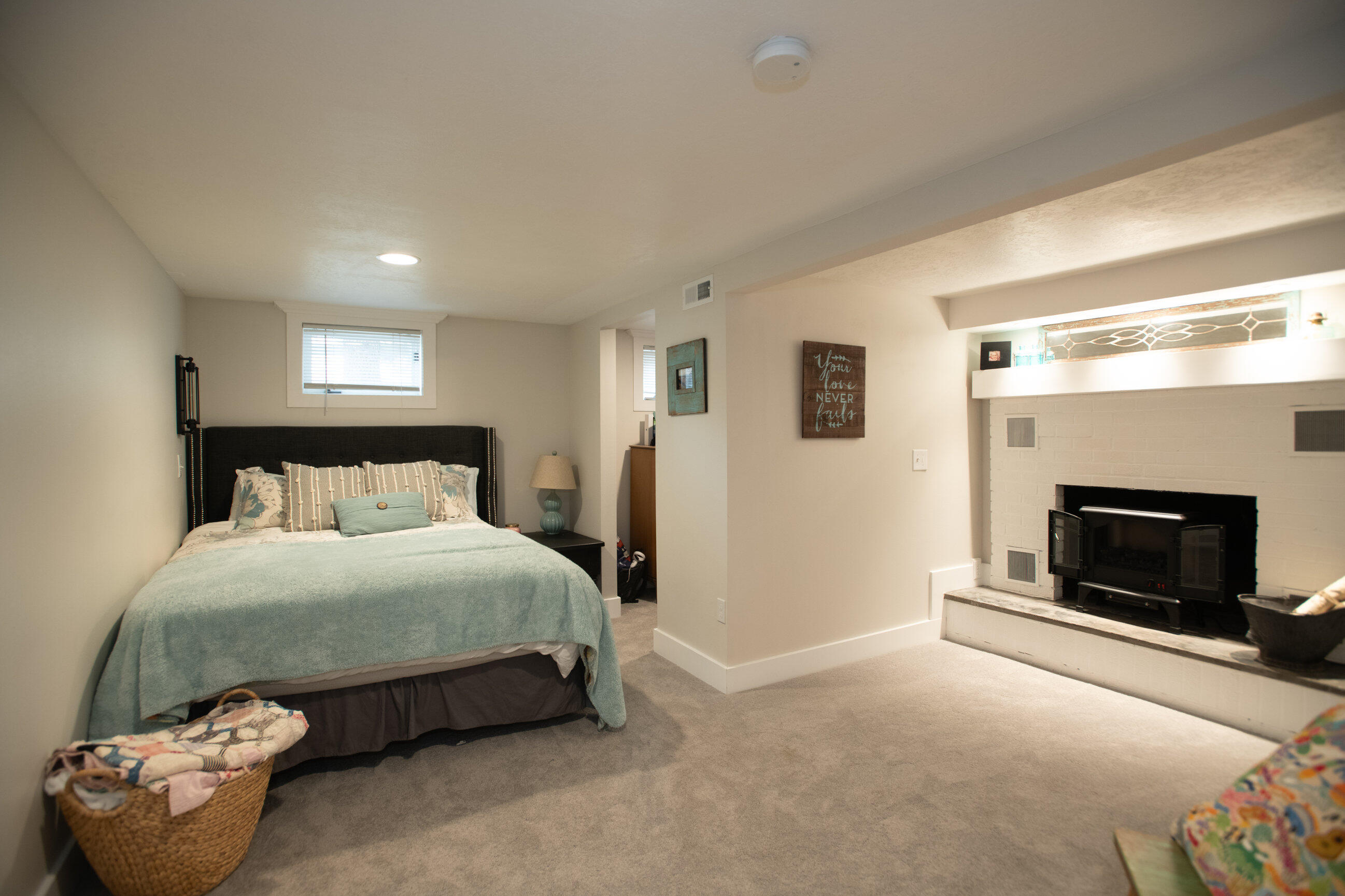 Ellis - Residential
