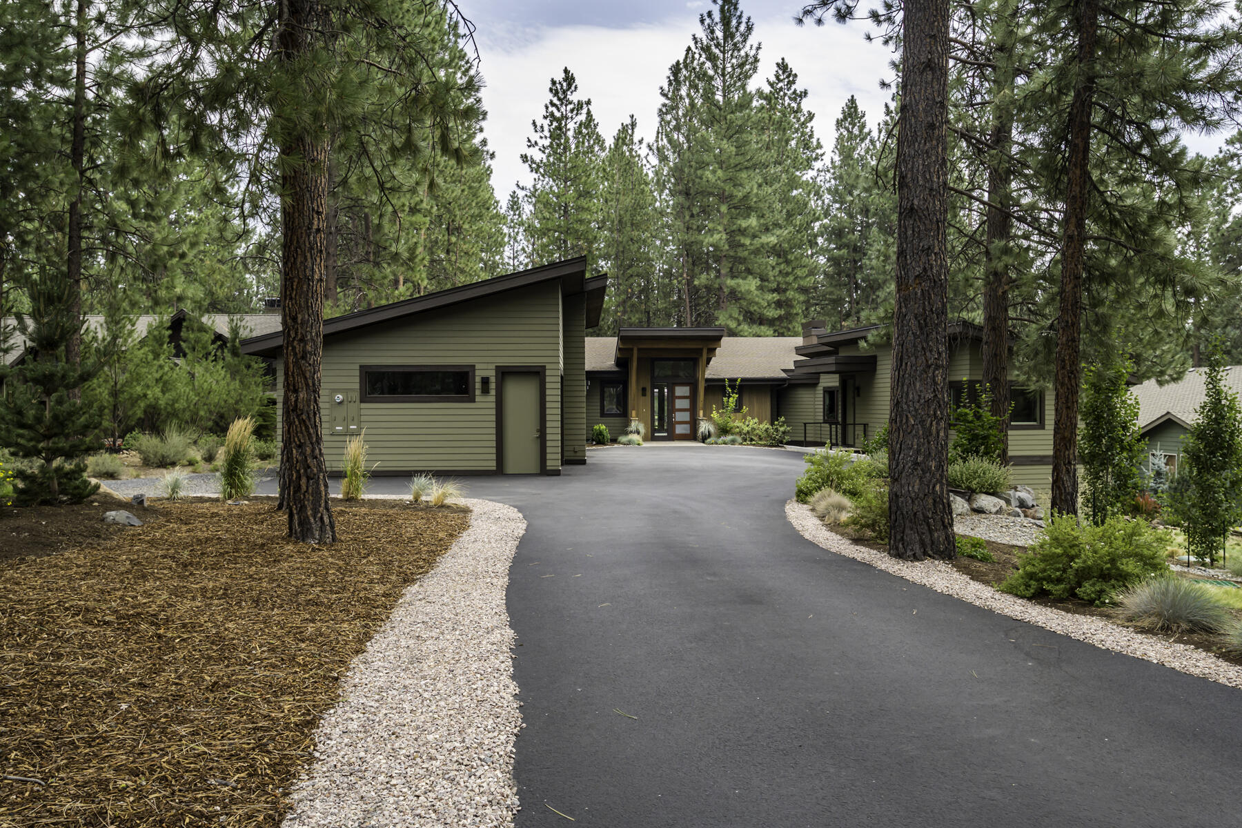 7th Mtn Golf Village - Residential