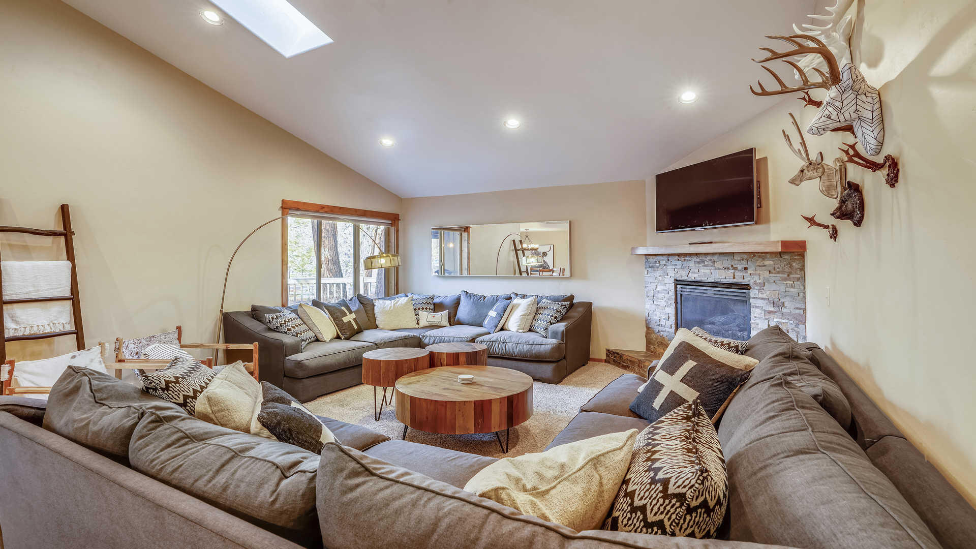 Fairway Point Villag - Residential